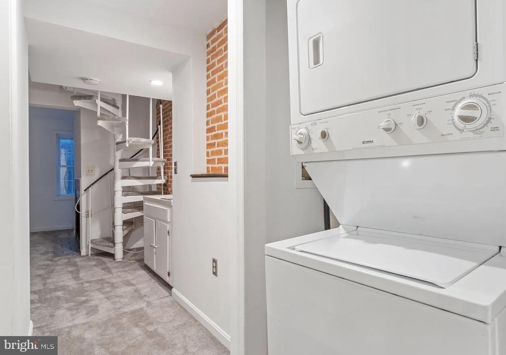 FEDERAL HILL HISTORIC DISTRICT - Residential Lease