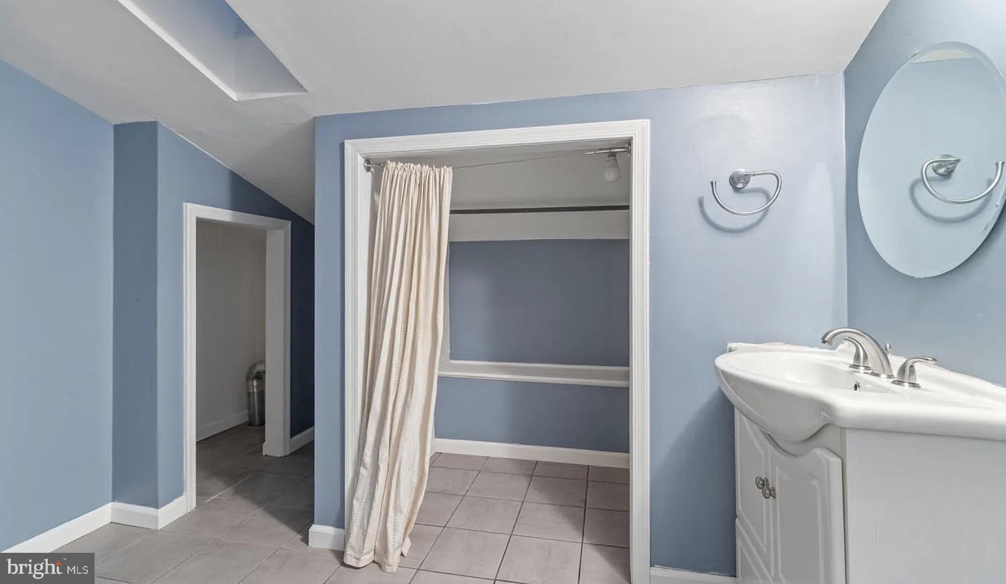 FEDERAL HILL HISTORIC DISTRICT - Residential Lease