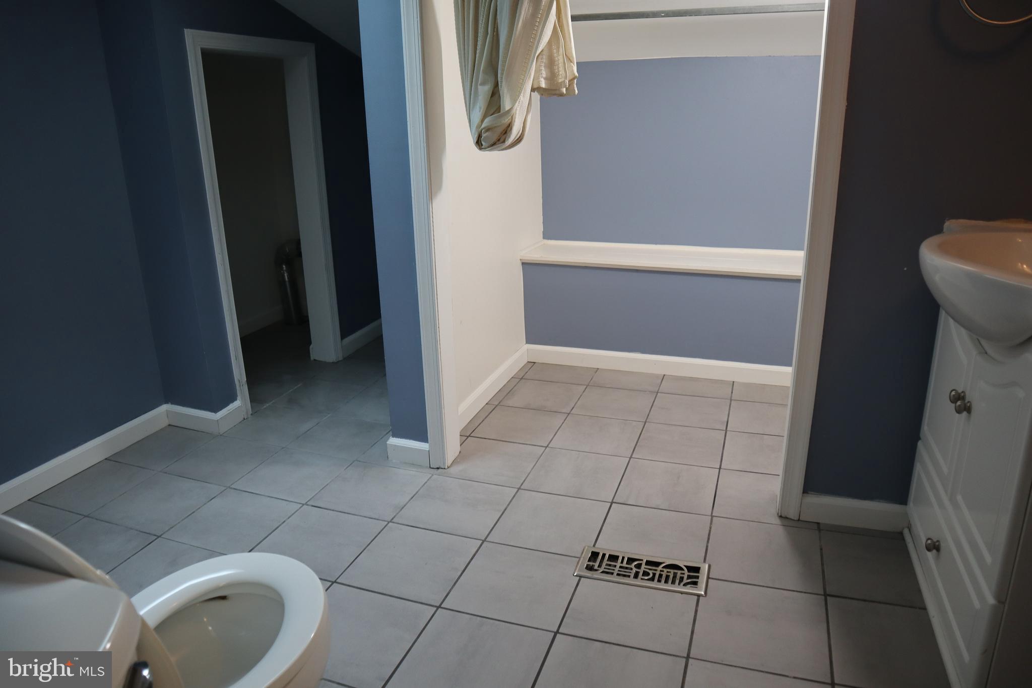 FEDERAL HILL HISTORIC DISTRICT - Residential Lease