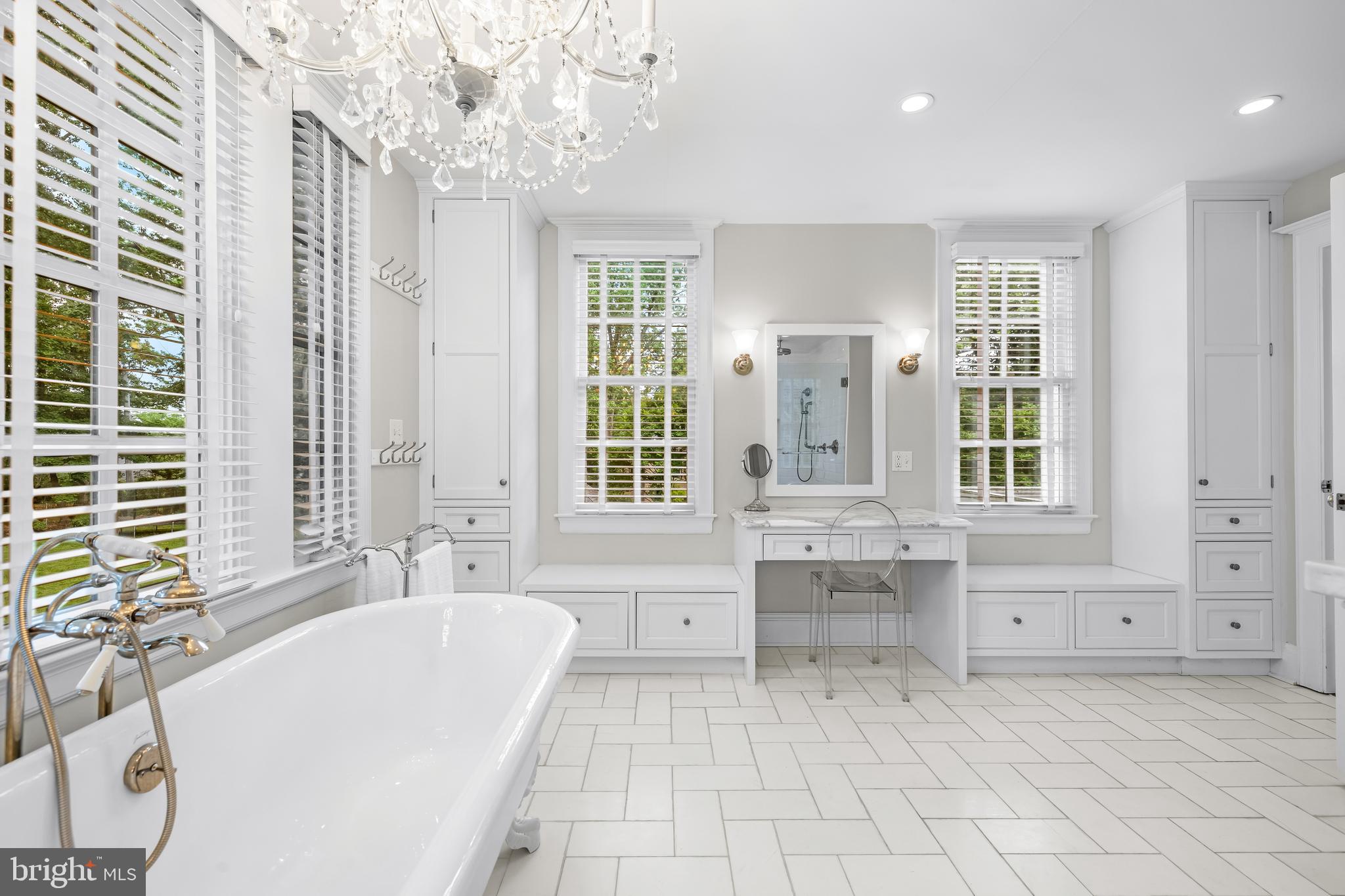 GUILFORD - Residential