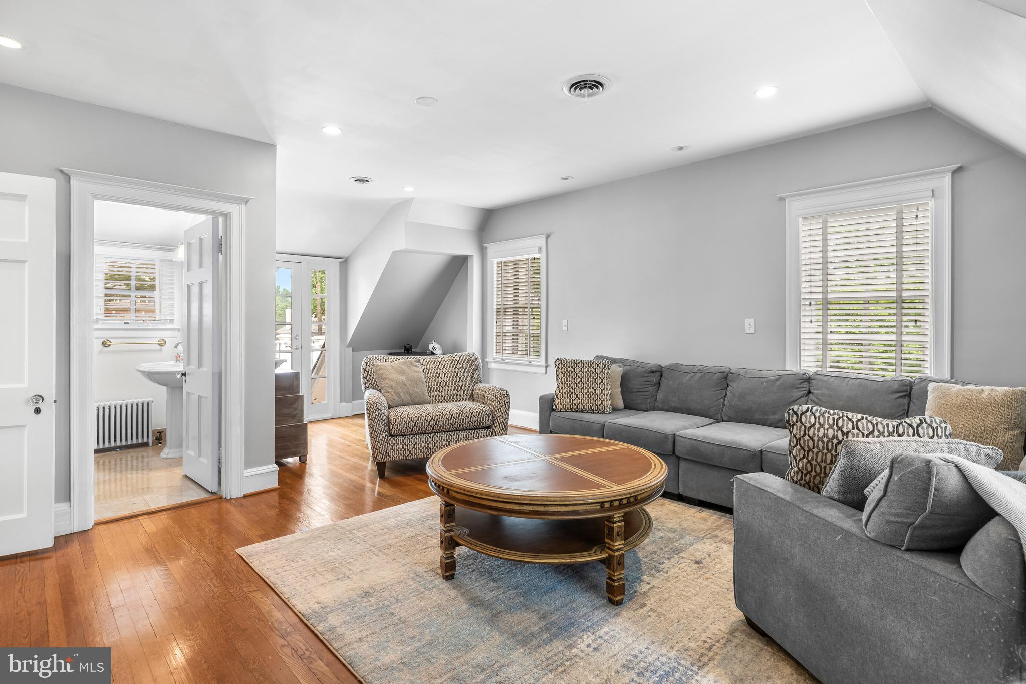 GUILFORD - Residential