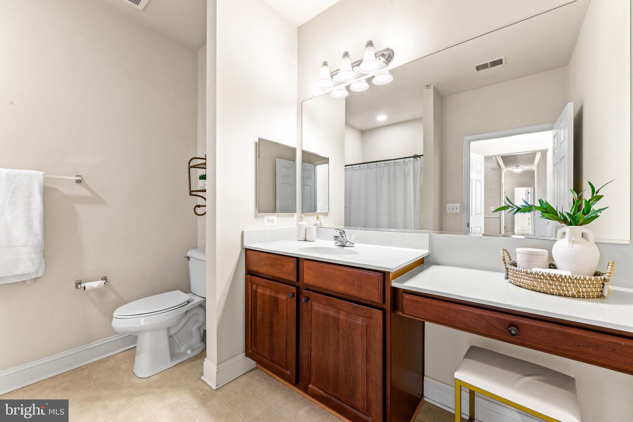 EMERALD HILLS - Residential