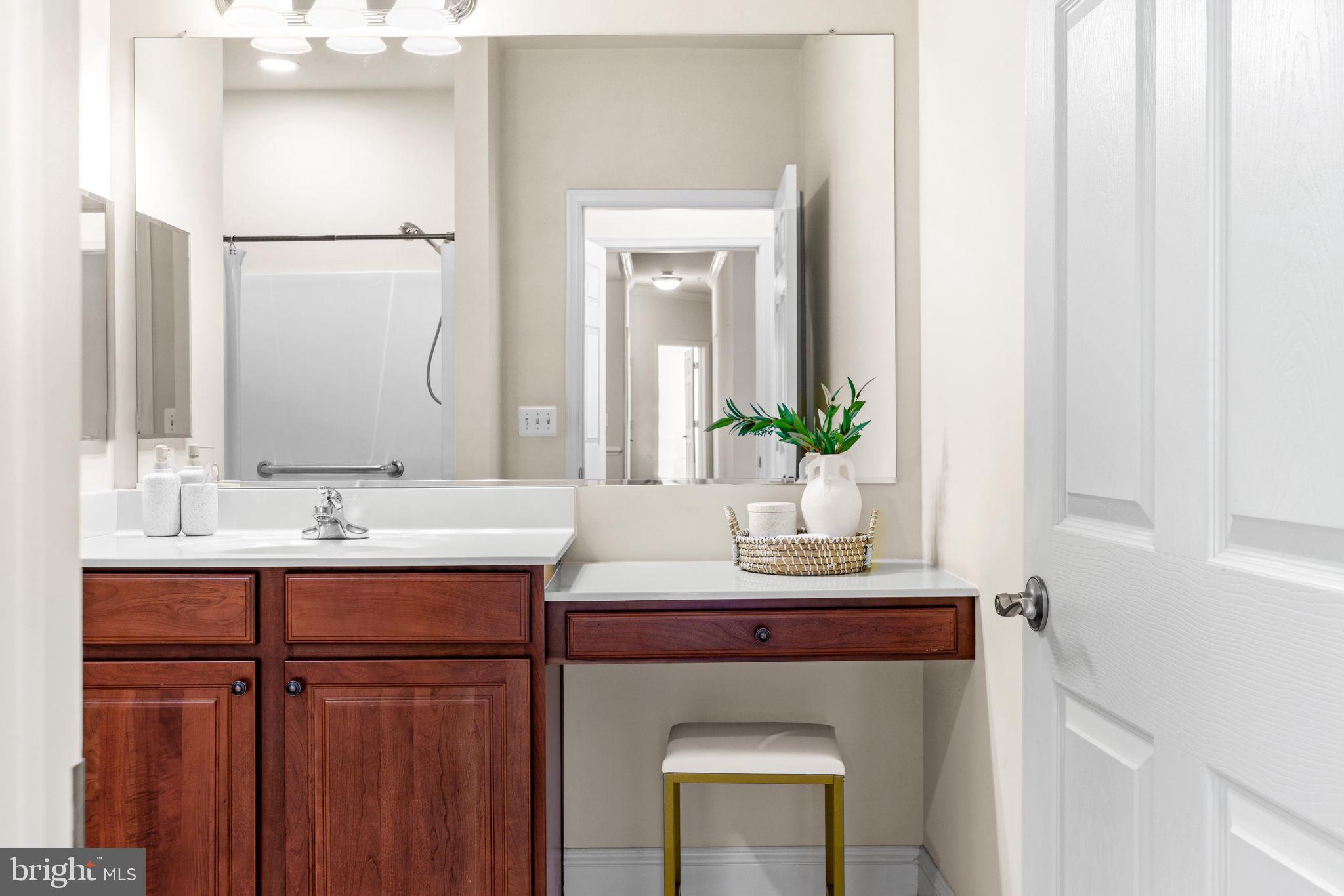 EMERALD HILLS - Residential