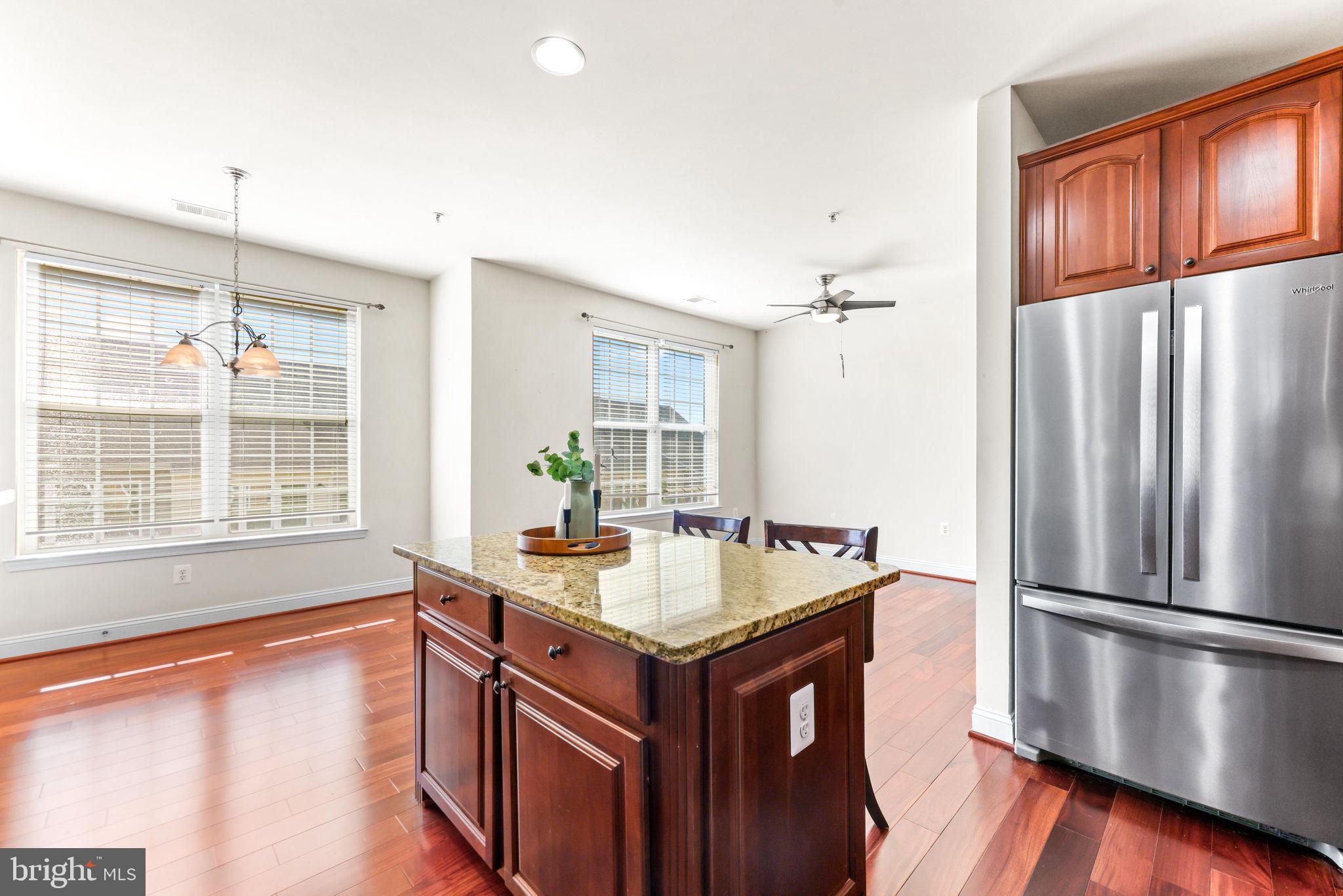 EMERALD HILLS - Residential