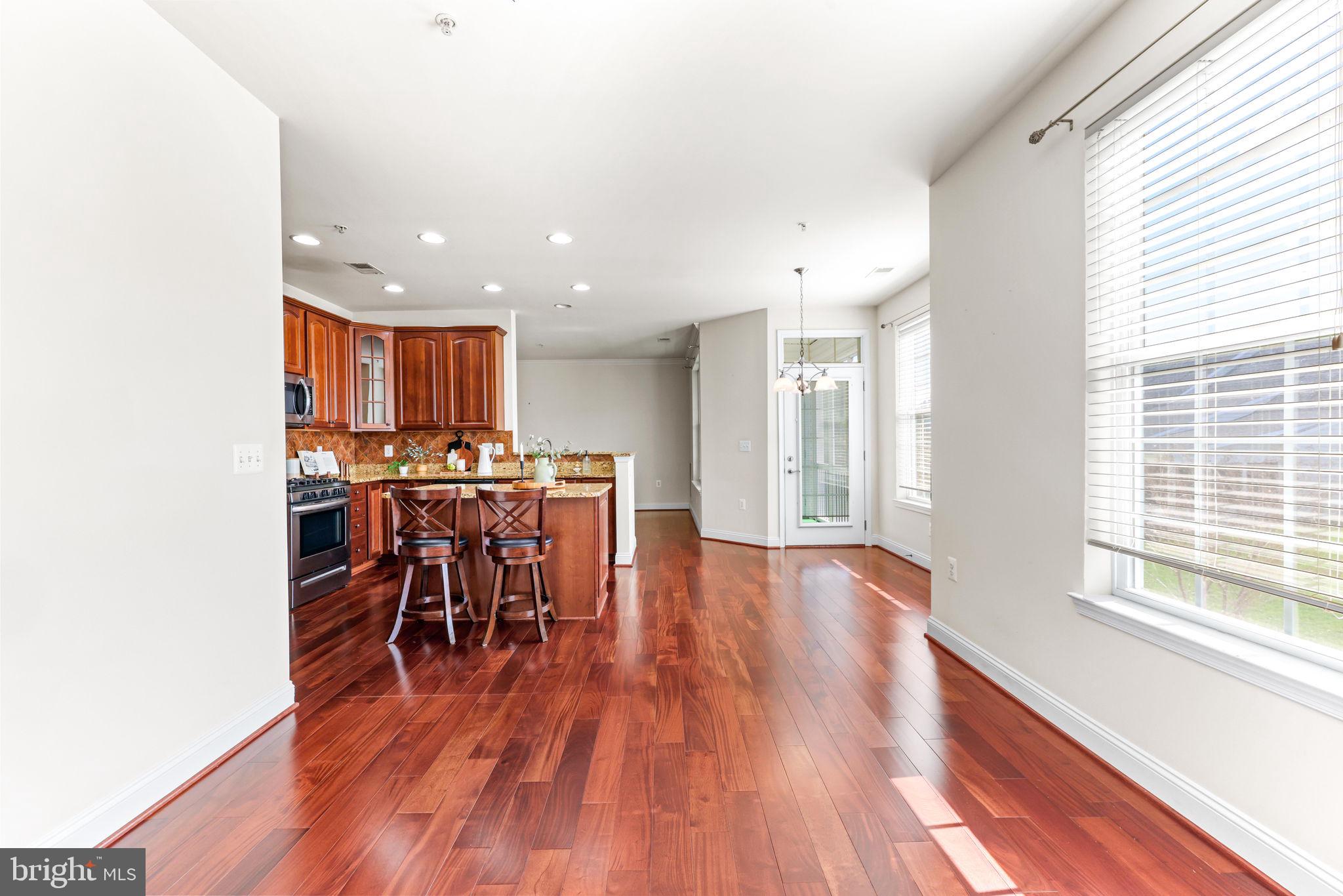 EMERALD HILLS - Residential