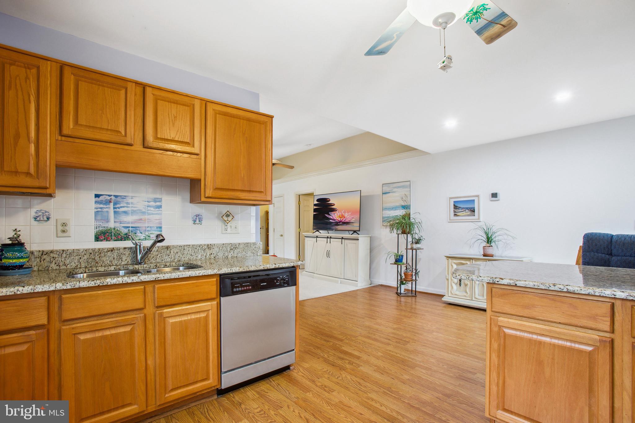 FAIRVIEW VILLAGE - Residential Lease