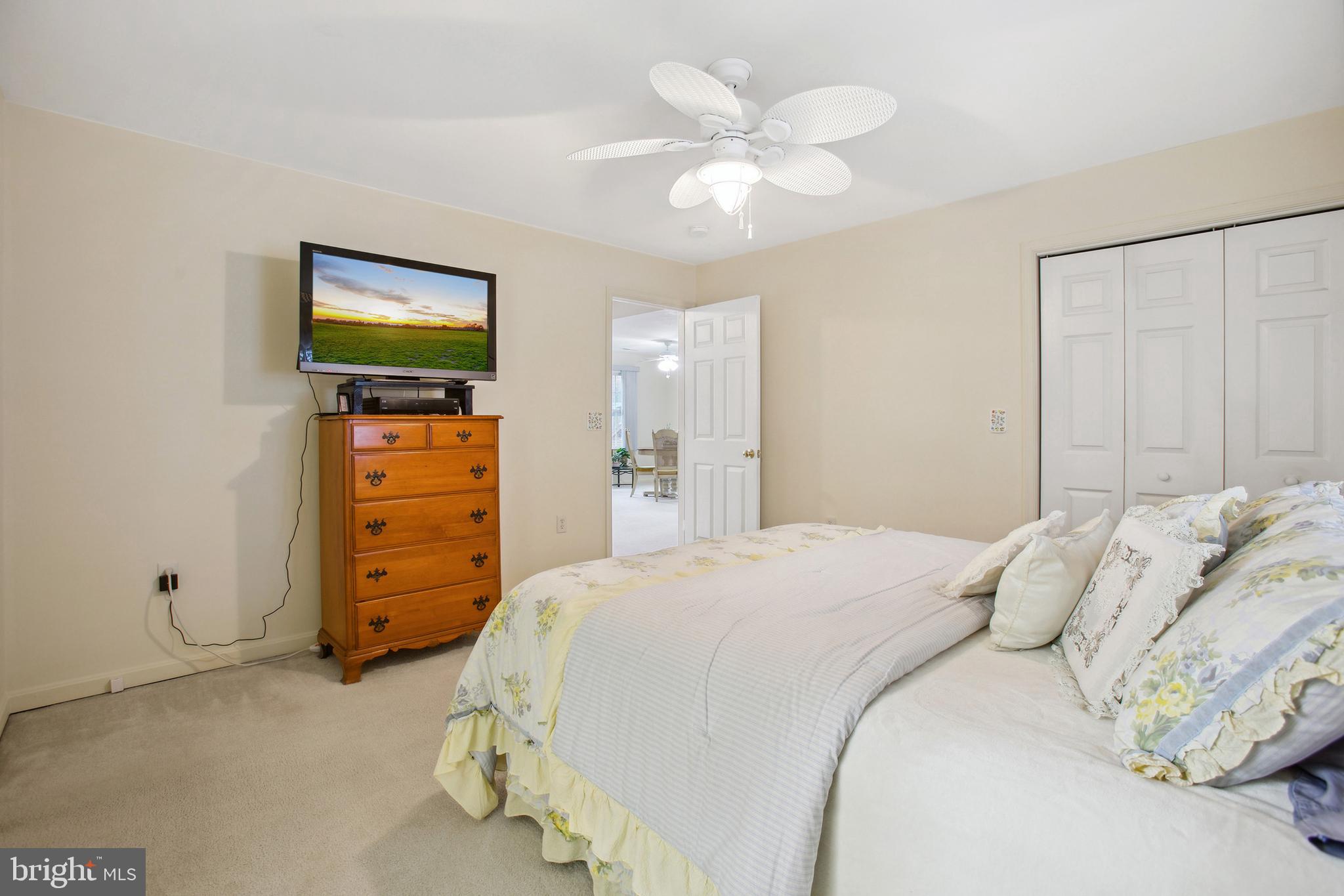 FAIRVIEW VILLAGE - Residential Lease