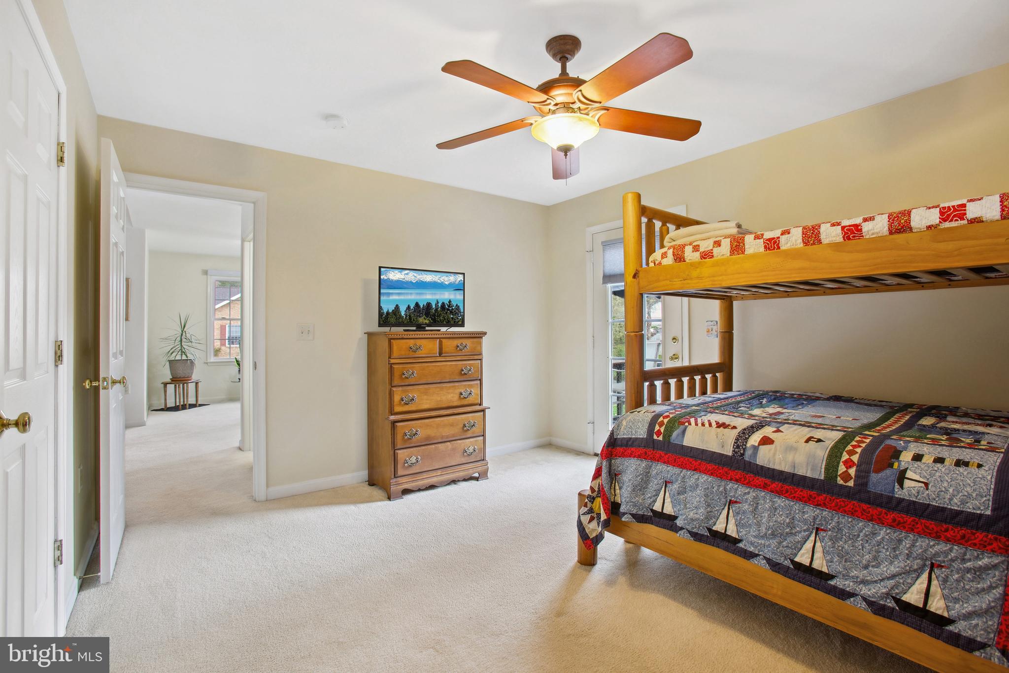 FAIRVIEW VILLAGE - Residential Lease