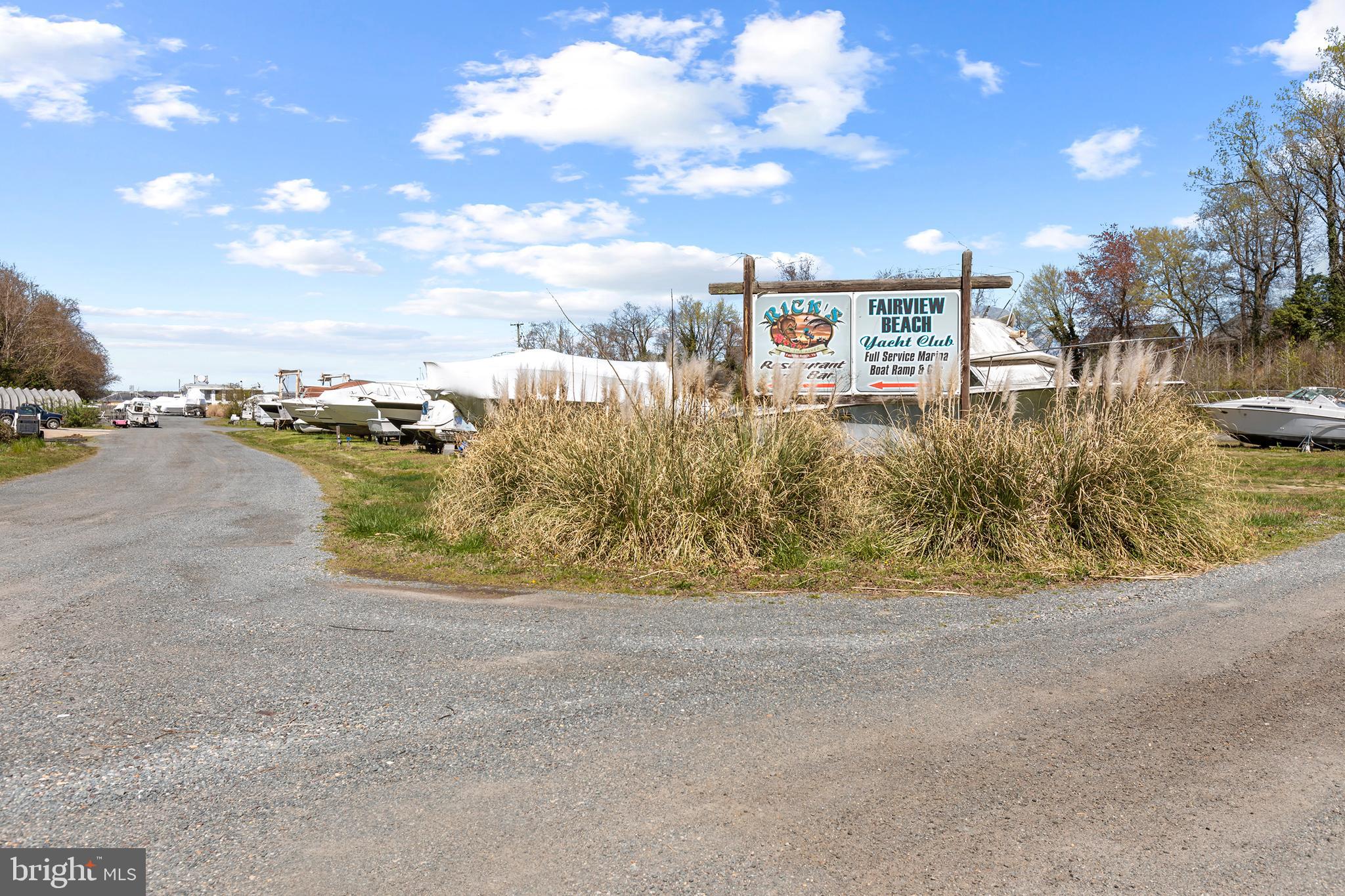 FAIRVIEW VILLAGE - Residential Lease