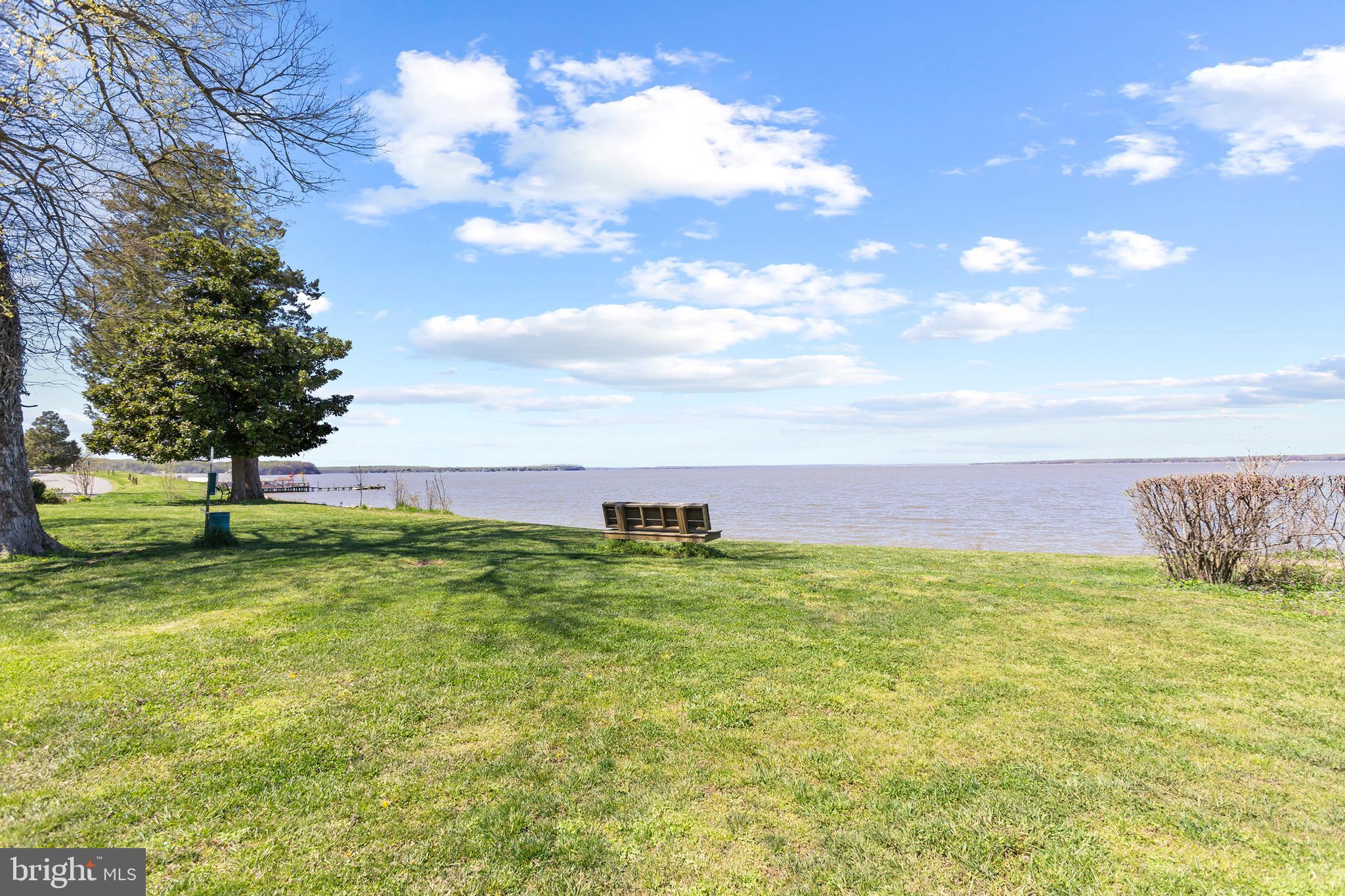 FAIRVIEW VILLAGE - Residential Lease