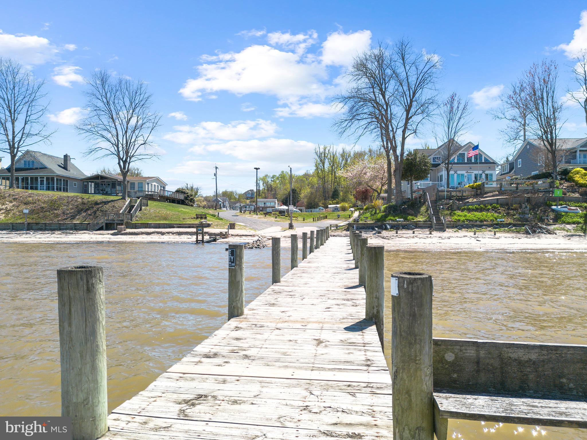 FAIRVIEW VILLAGE - Residential Lease