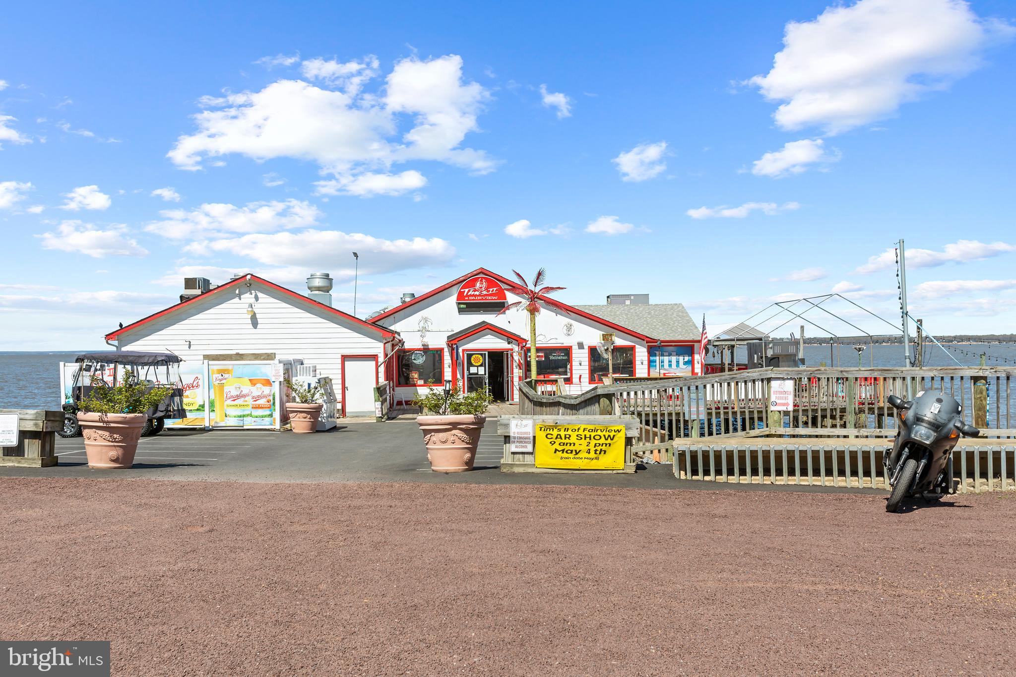 FAIRVIEW VILLAGE - Residential Lease