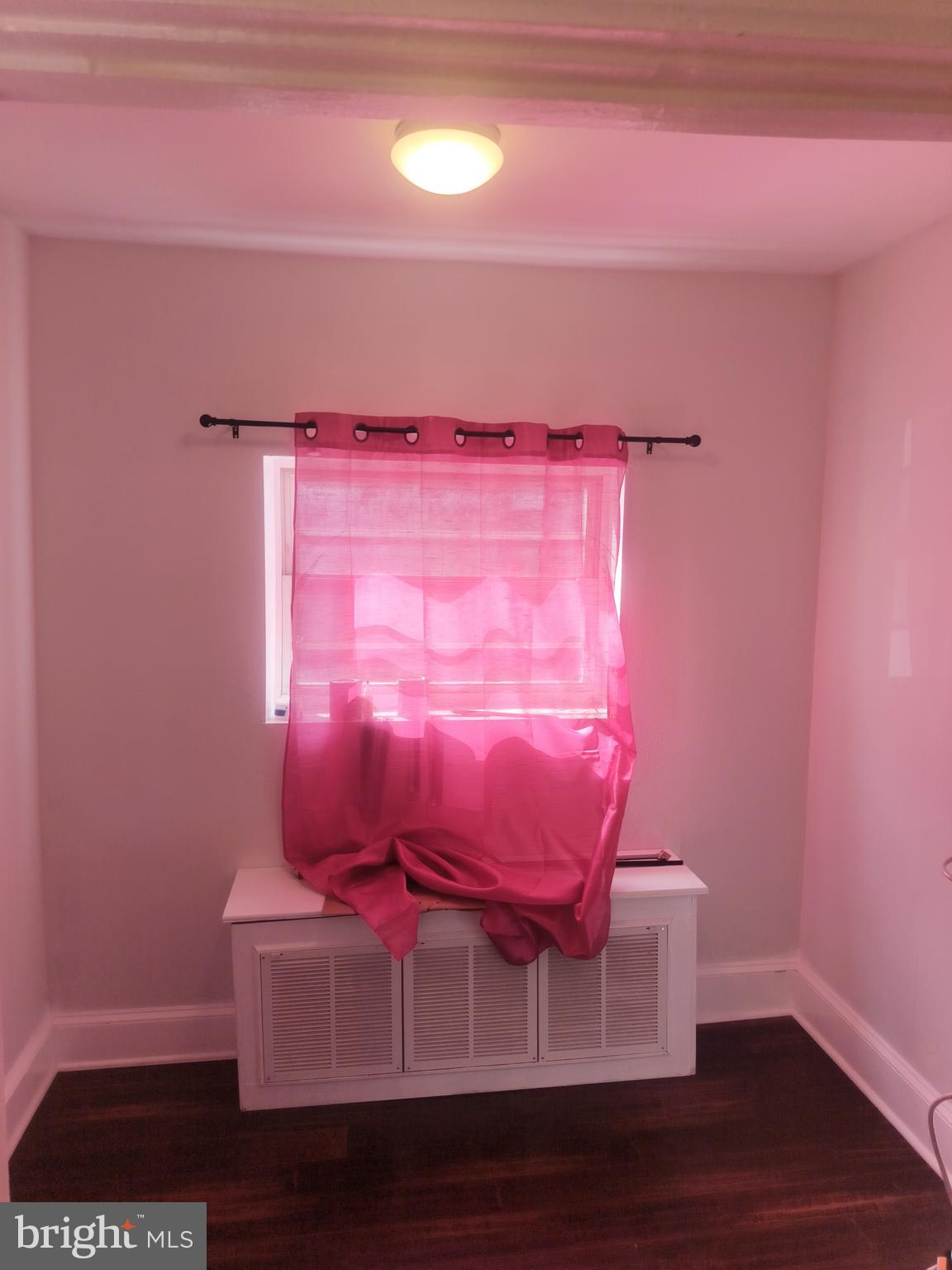 804 BONAPARTE AVENUE