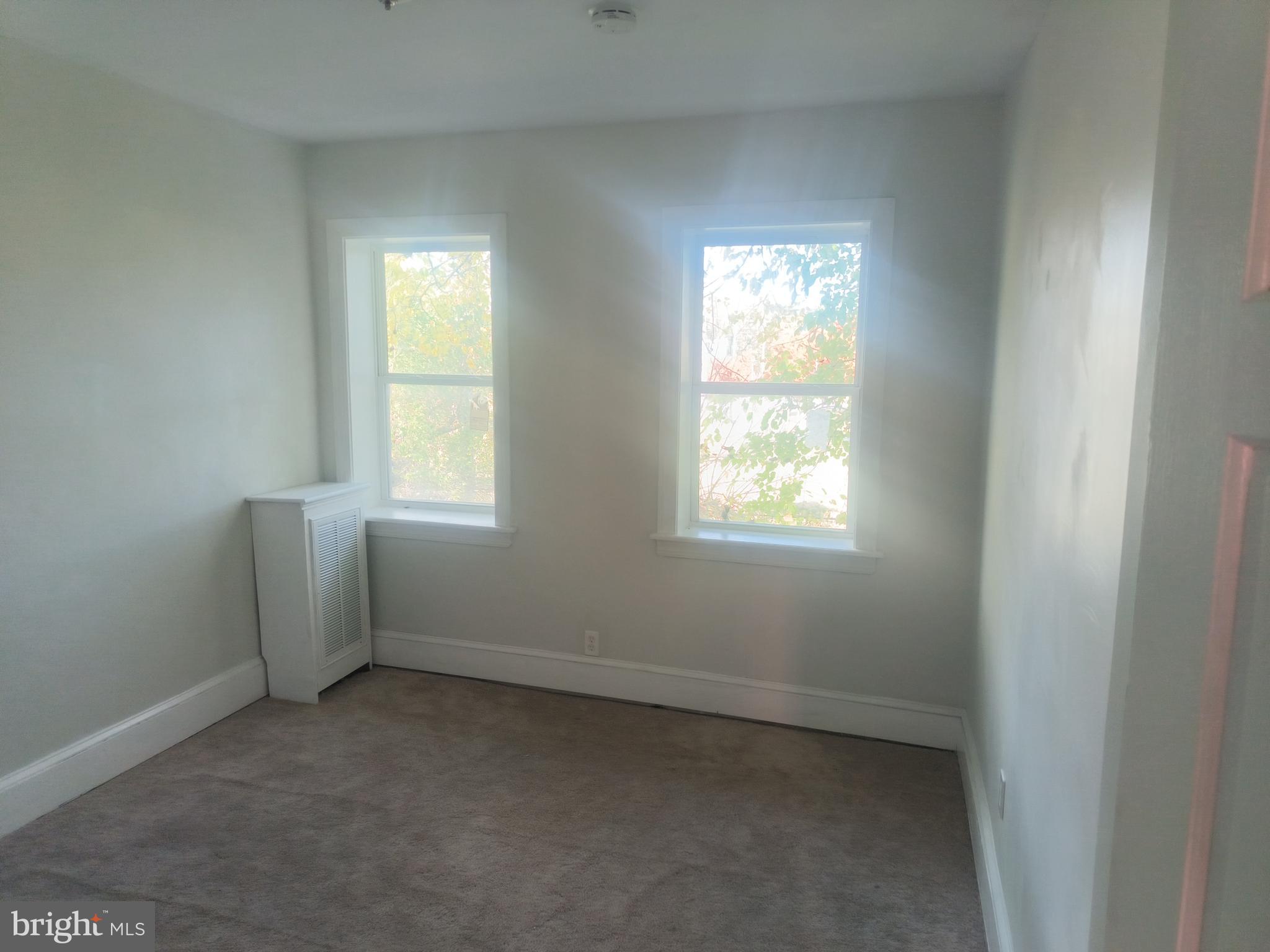 804 BONAPARTE AVENUE