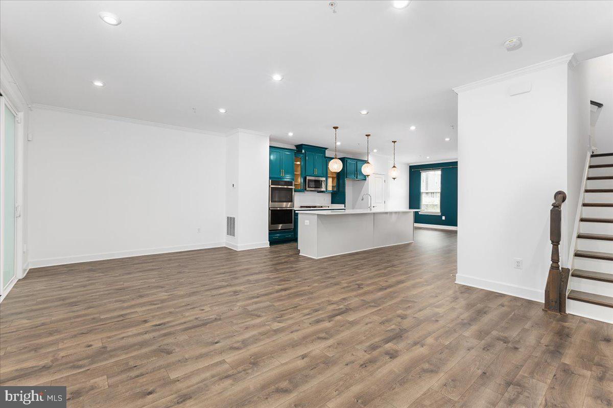 SHIPLEY HOMESTEAD - Residential