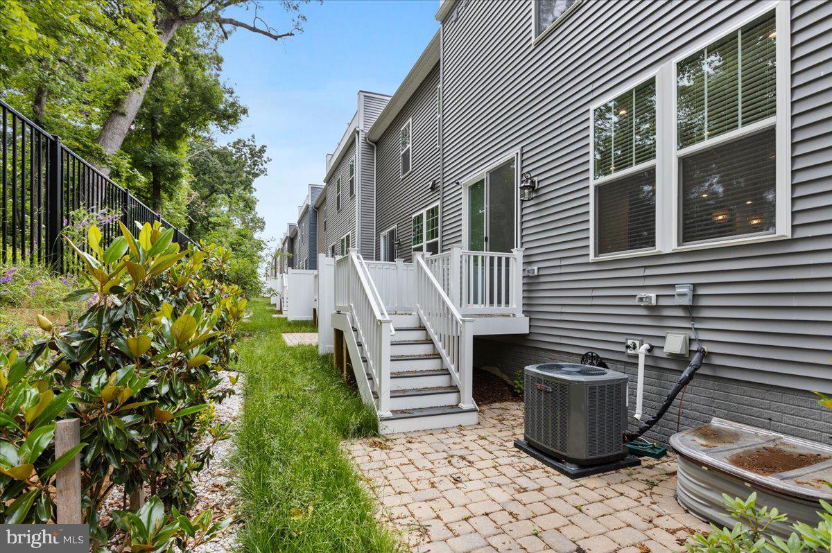 SHIPLEY HOMESTEAD - Residential