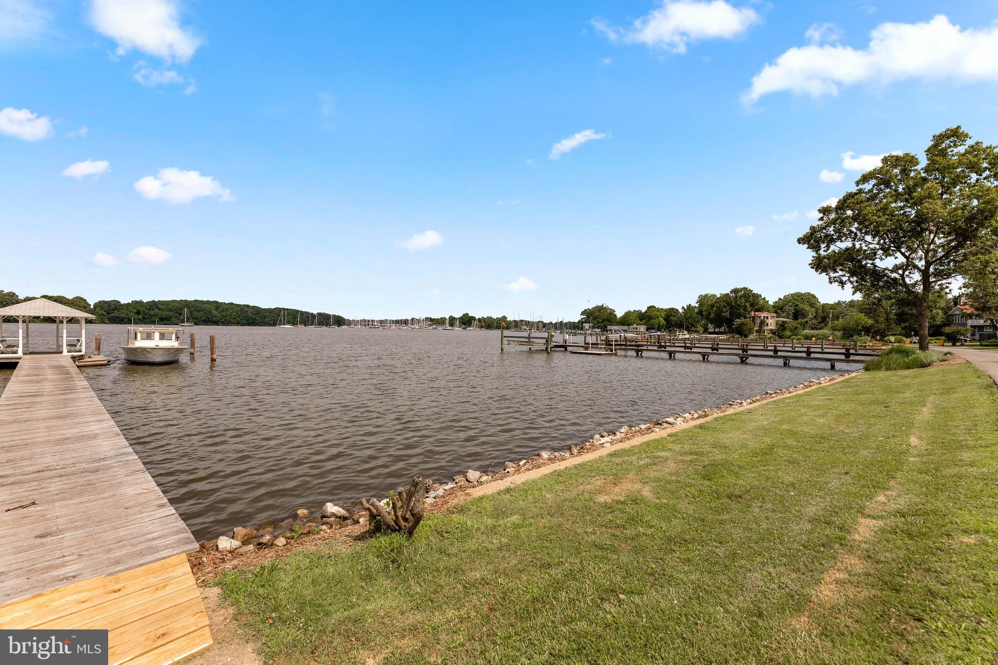 BACK BAY BEACH - Residential