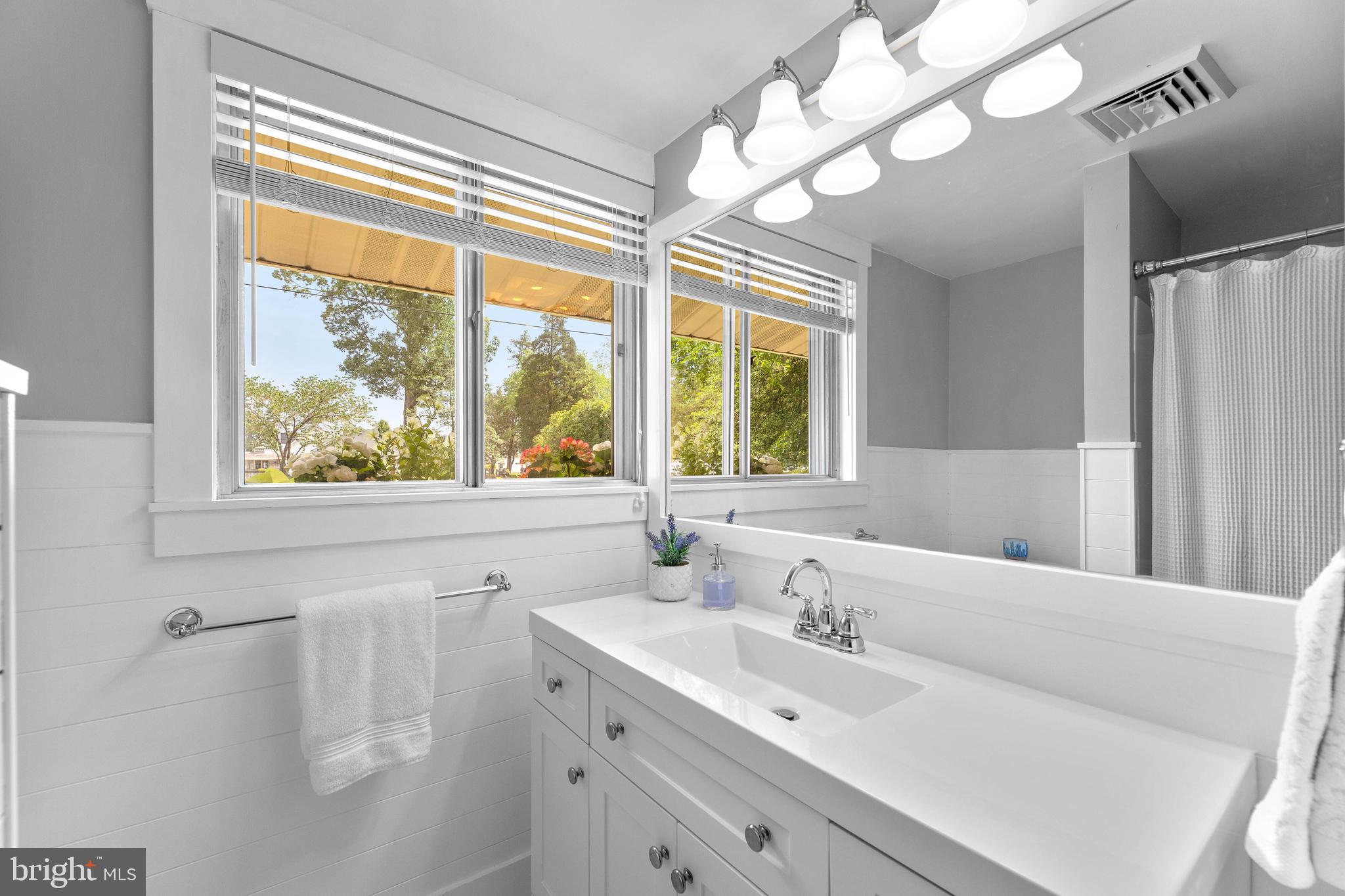 BACK BAY BEACH - Residential