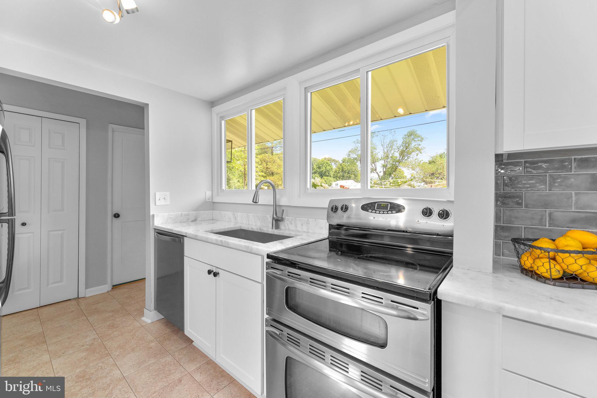 BACK BAY BEACH - Residential