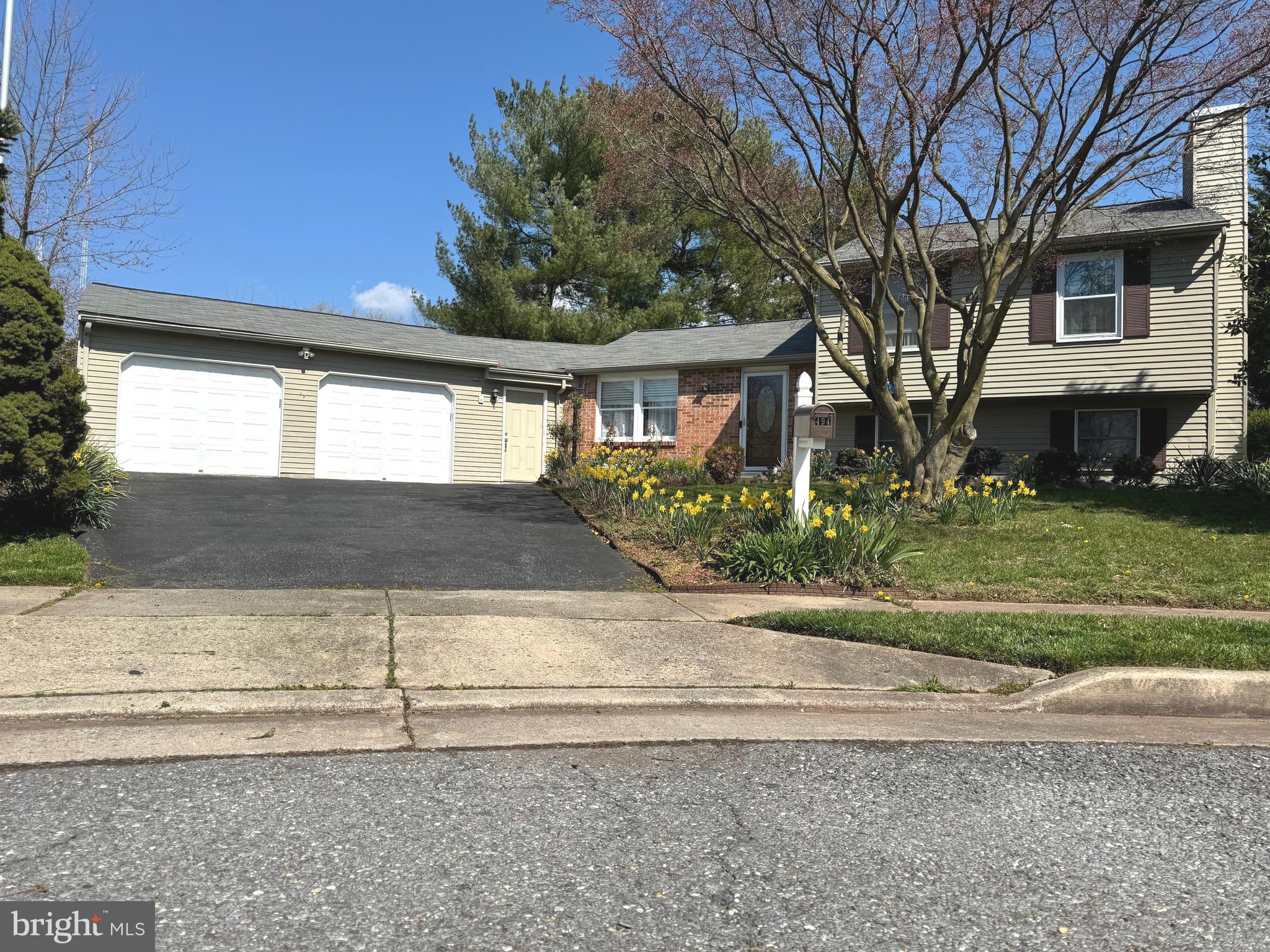 HILLCREST ORCHARDS - Residential