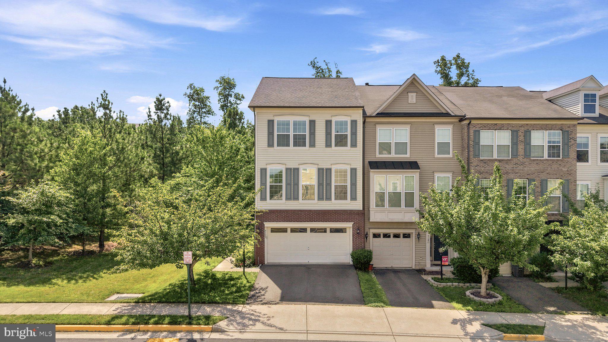 9125 BALATON LAKE LANE