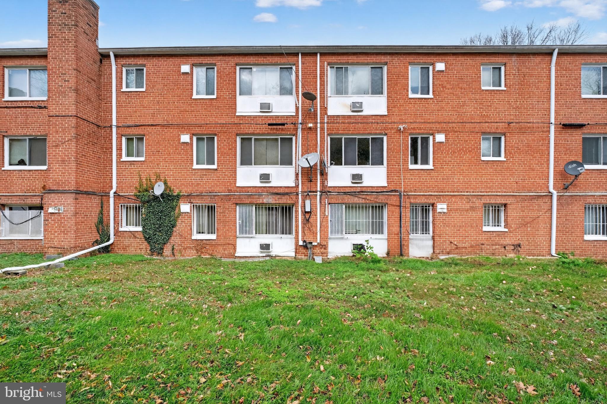 2901 GAINESVILLE STREET SE 202