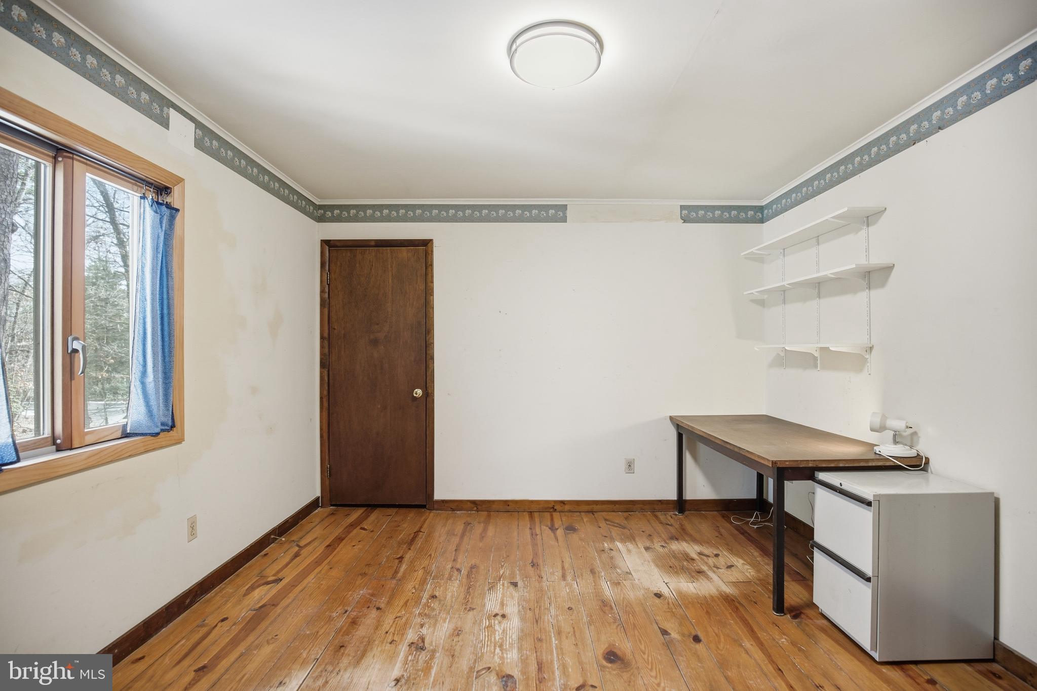 DUTCHMANS COVE - Residential