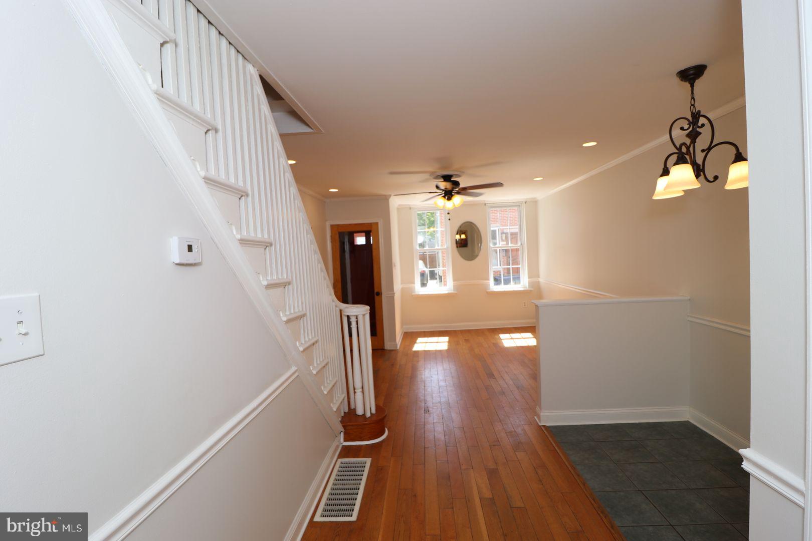 1422 S ORIANNA STREET