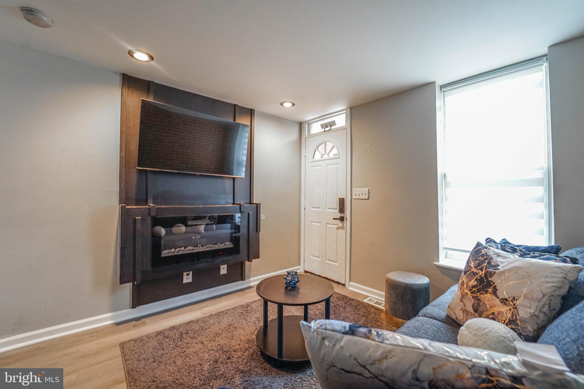 FEDERAL HILL HISTORIC DISTRICT - Residential Lease