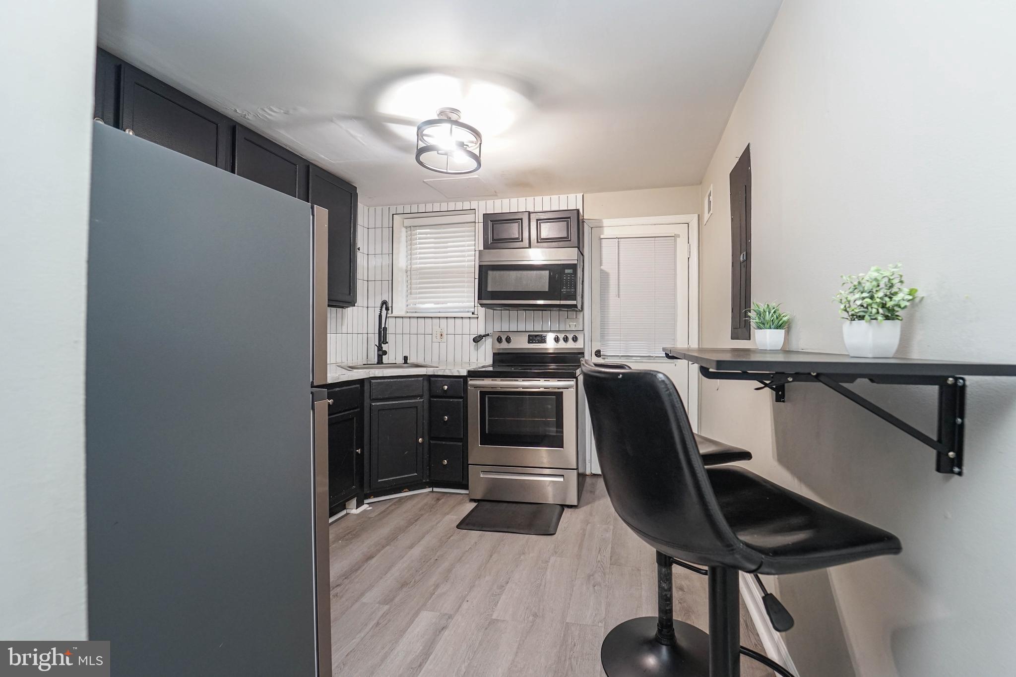 FEDERAL HILL HISTORIC DISTRICT - Residential Lease