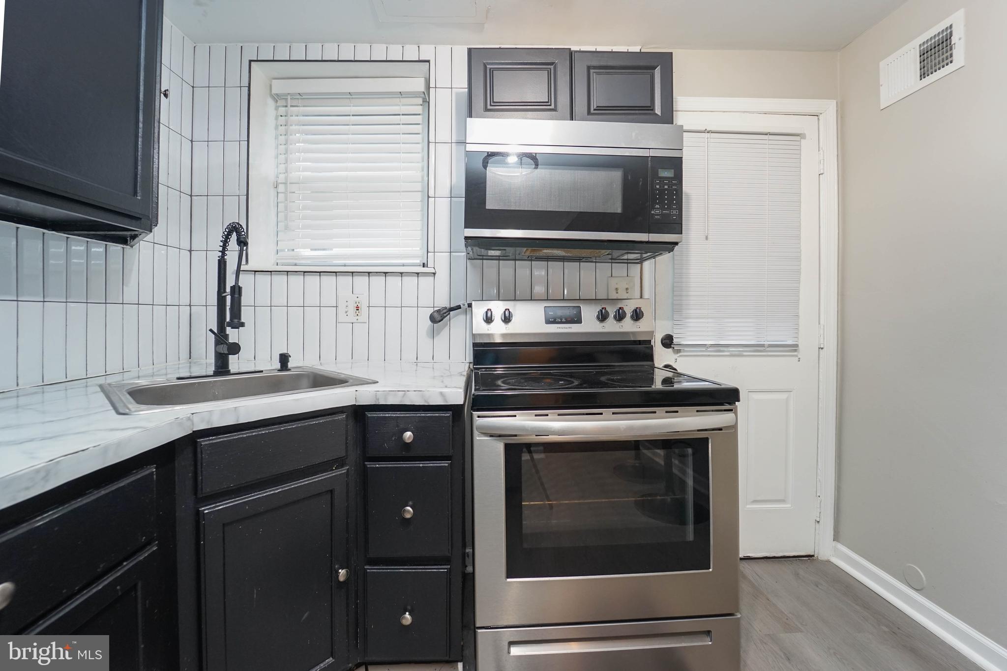 FEDERAL HILL HISTORIC DISTRICT - Residential Lease