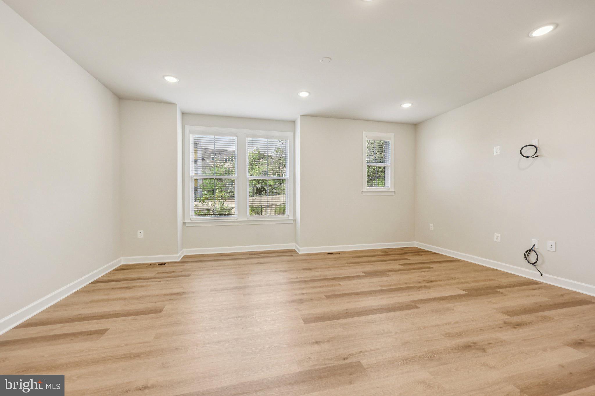 NORTH HILL - Residential