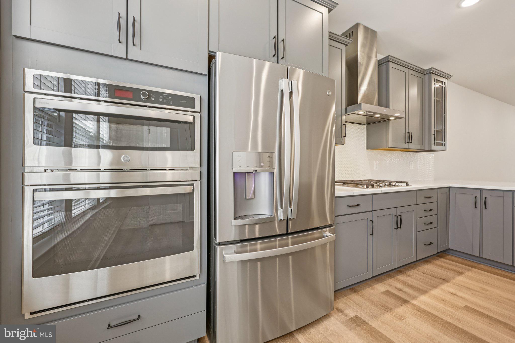 NORTH HILL - Residential