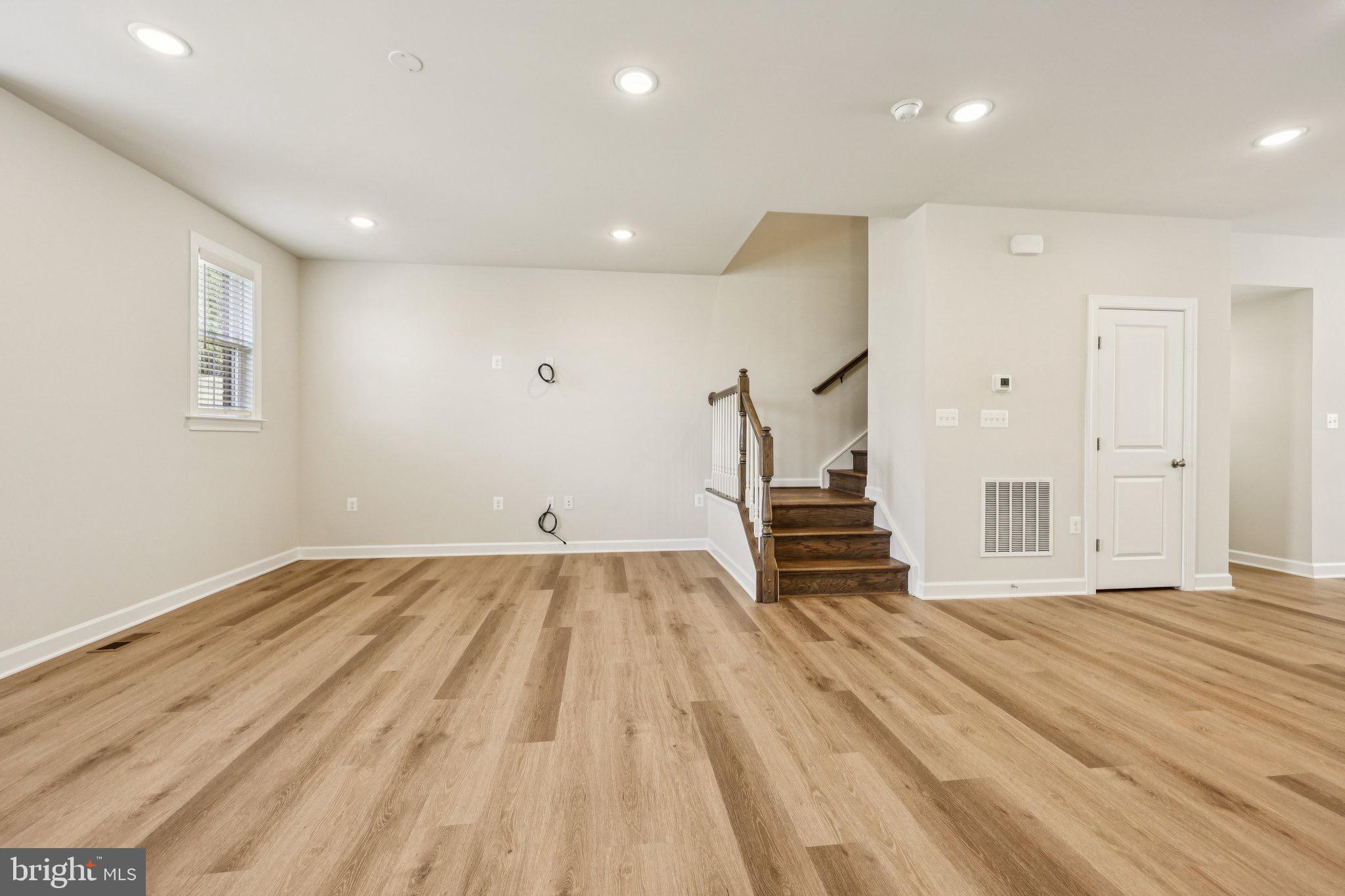 NORTH HILL - Residential