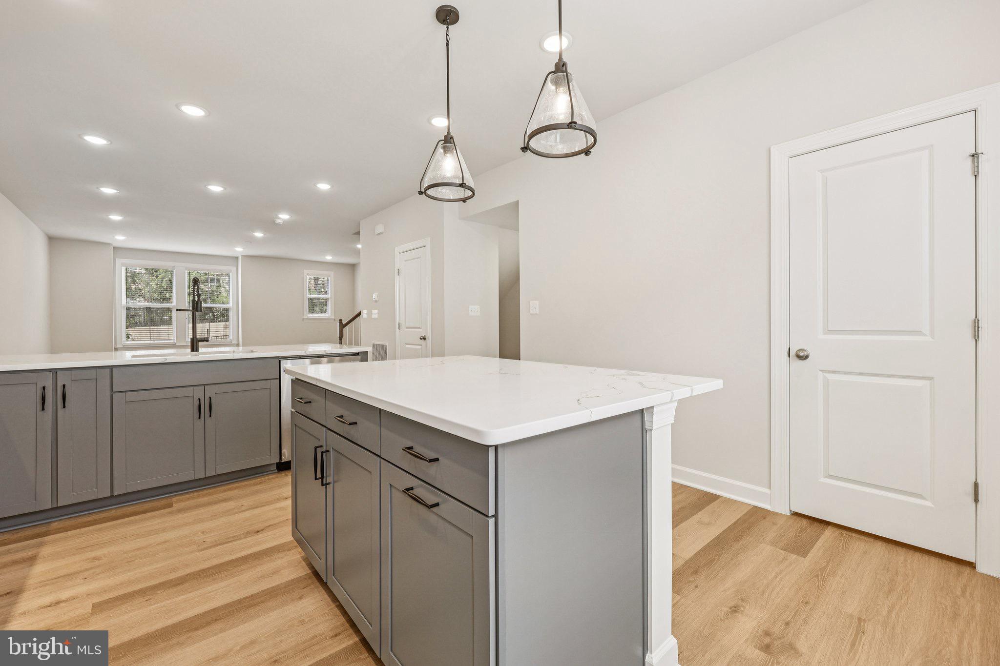 NORTH HILL - Residential