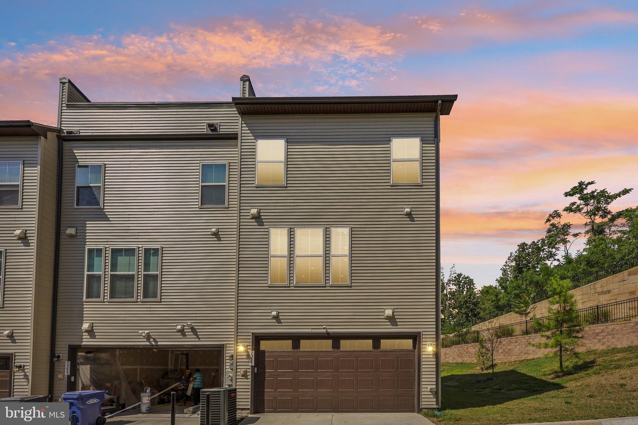 NORTH HILL - Residential