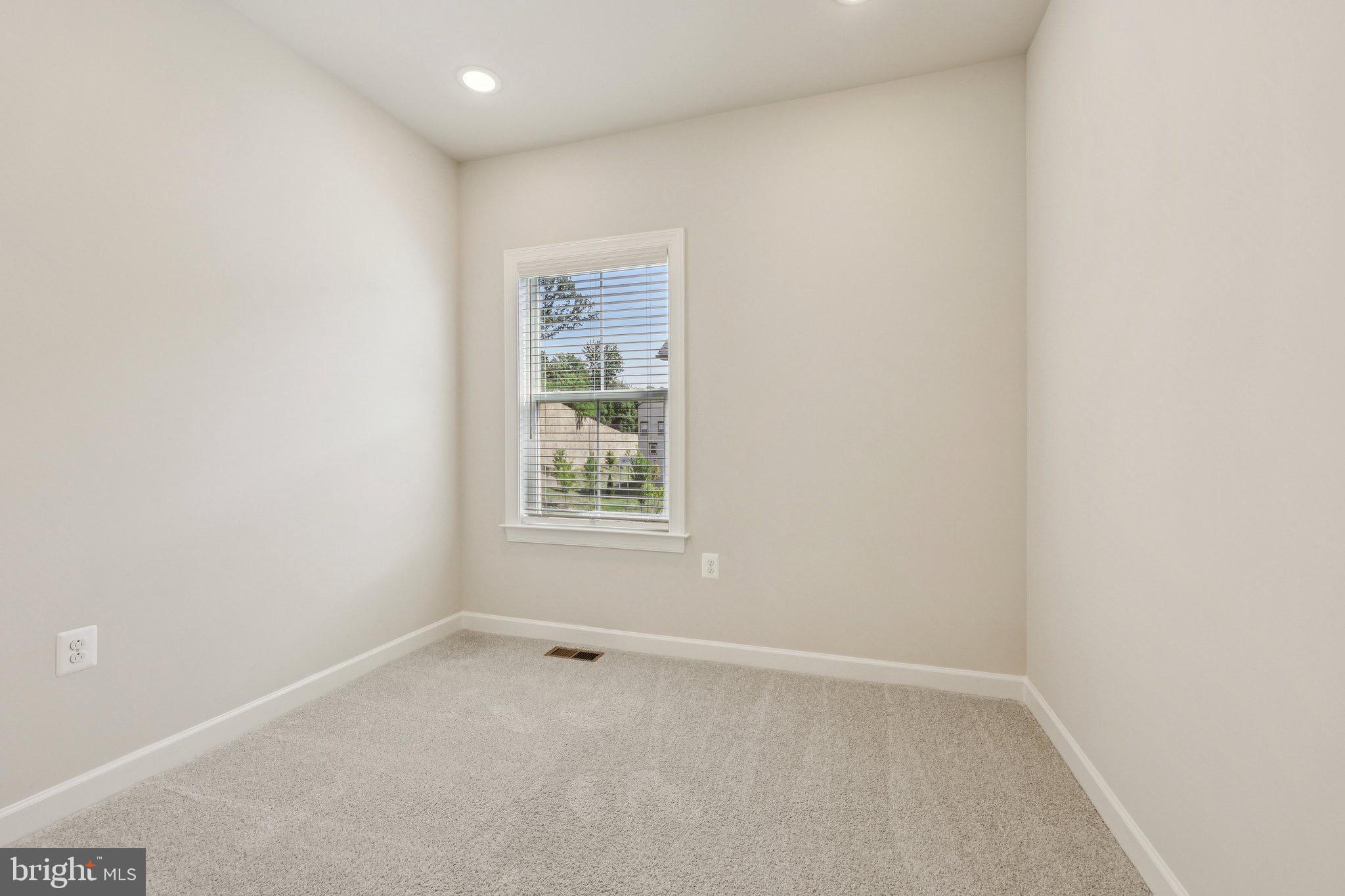 NORTH HILL - Residential