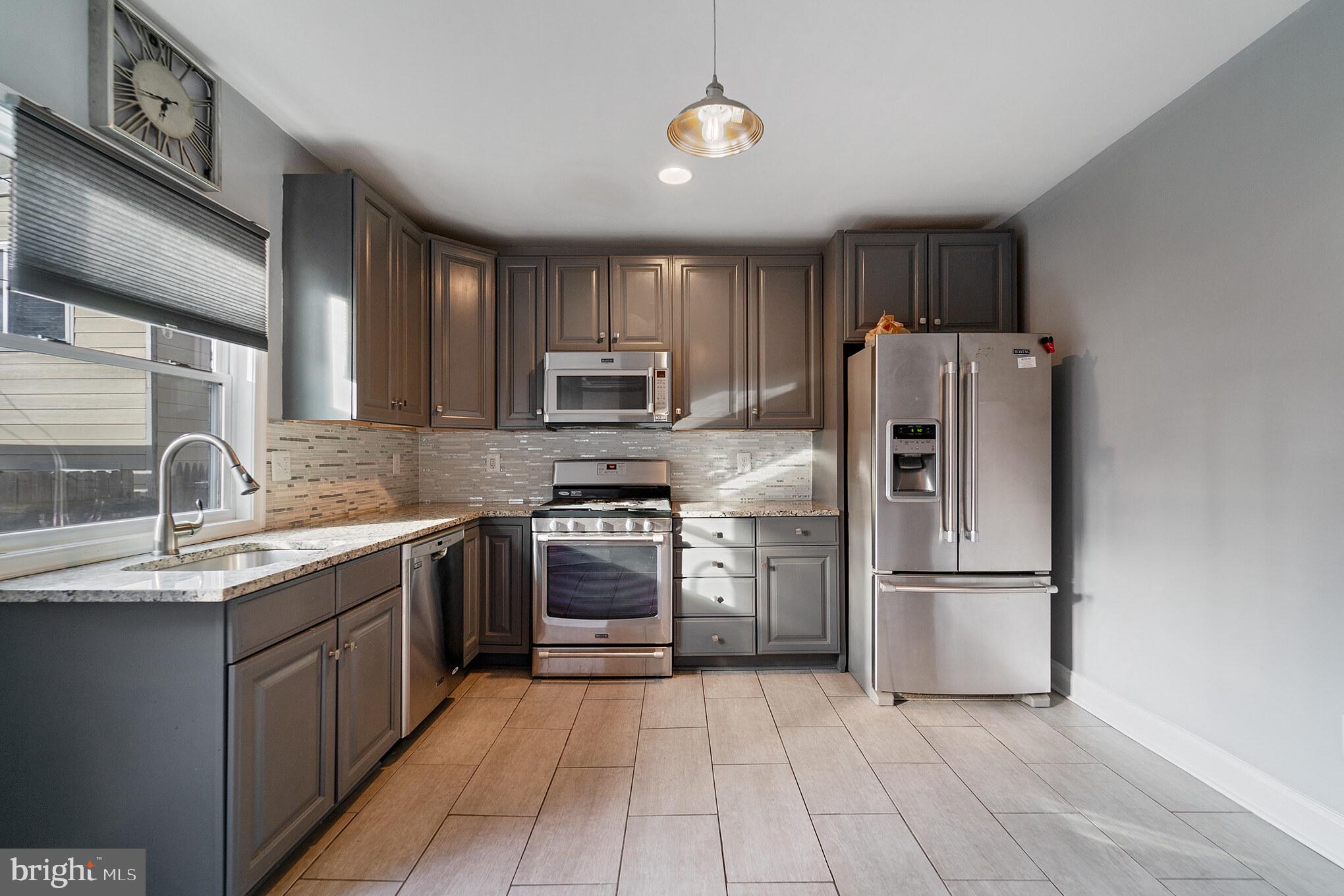 CANTON - Residential