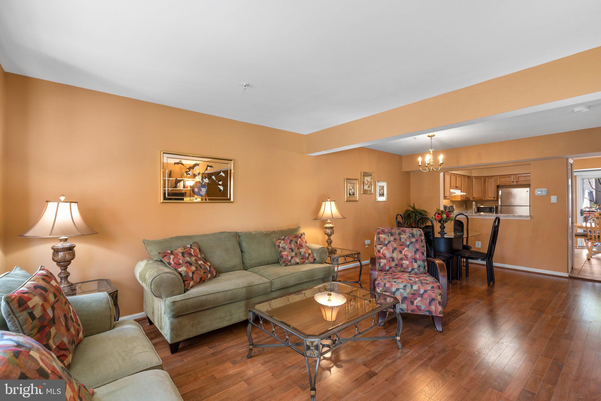 RUSSETT - Residential