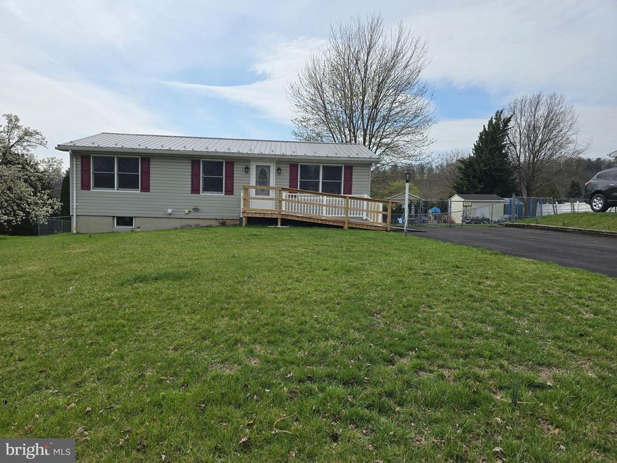 Charming and move-in ready, this updated rancher offers modern touches throughout! Step inside to brand-new LVP flooring, fresh paint, and a beautifully renovated kitchen featuring new cabinets, countertops, and stainless steel appliances. The full basement provides endless possibilities for storage, a workshop, or extra living space. Outside, enjoy the privacy of a fenced yard, perfect for pets and entertaining. Don’t miss this opportunity—schedule your showing today!