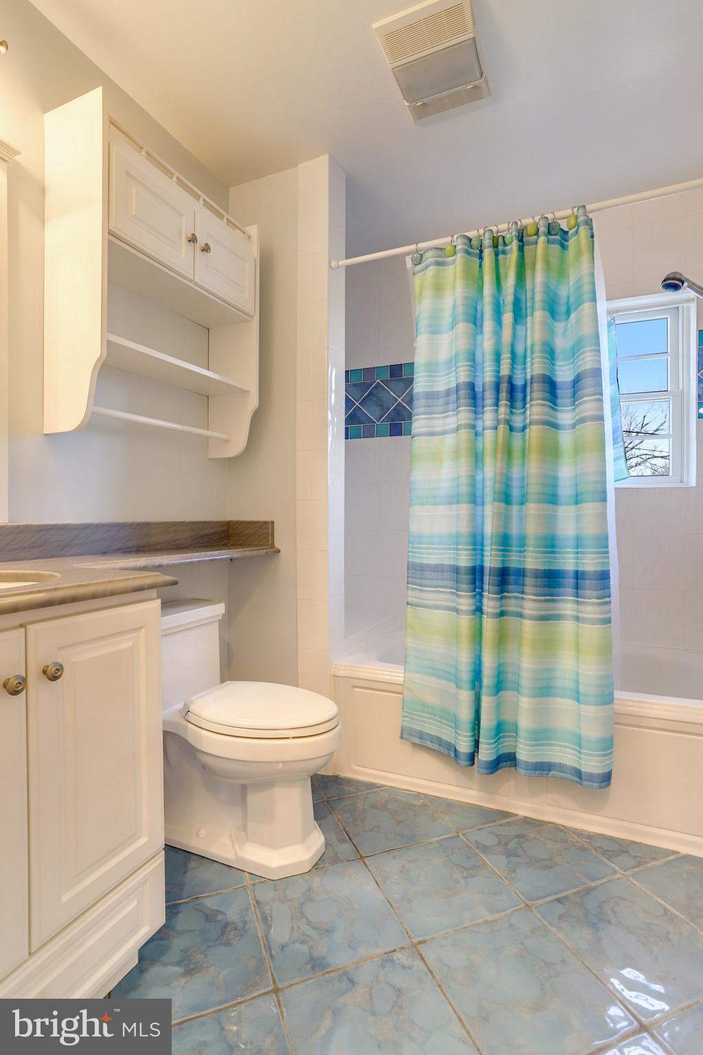 SHIRLEY WOODS - Residential