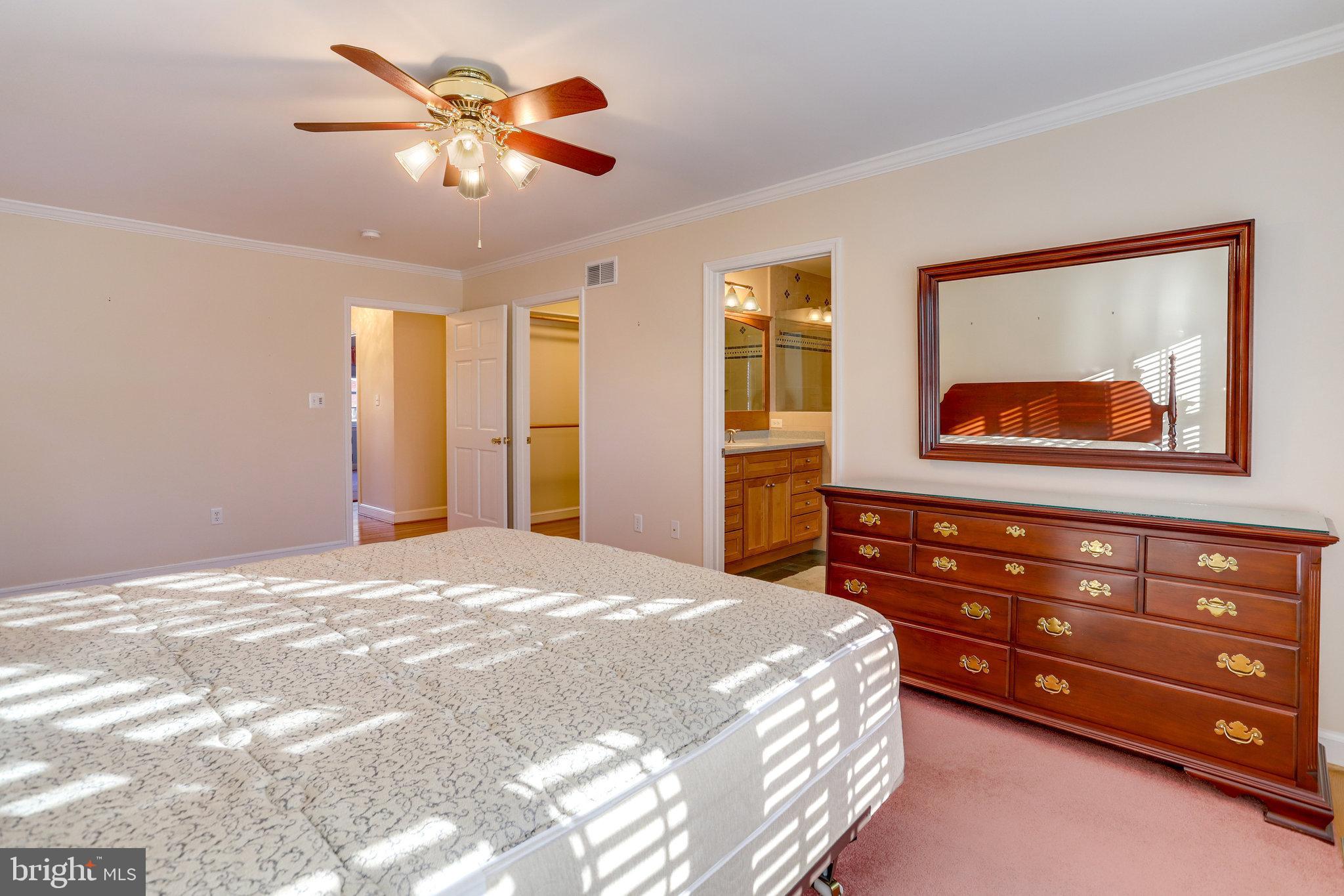 SHIRLEY WOODS - Residential