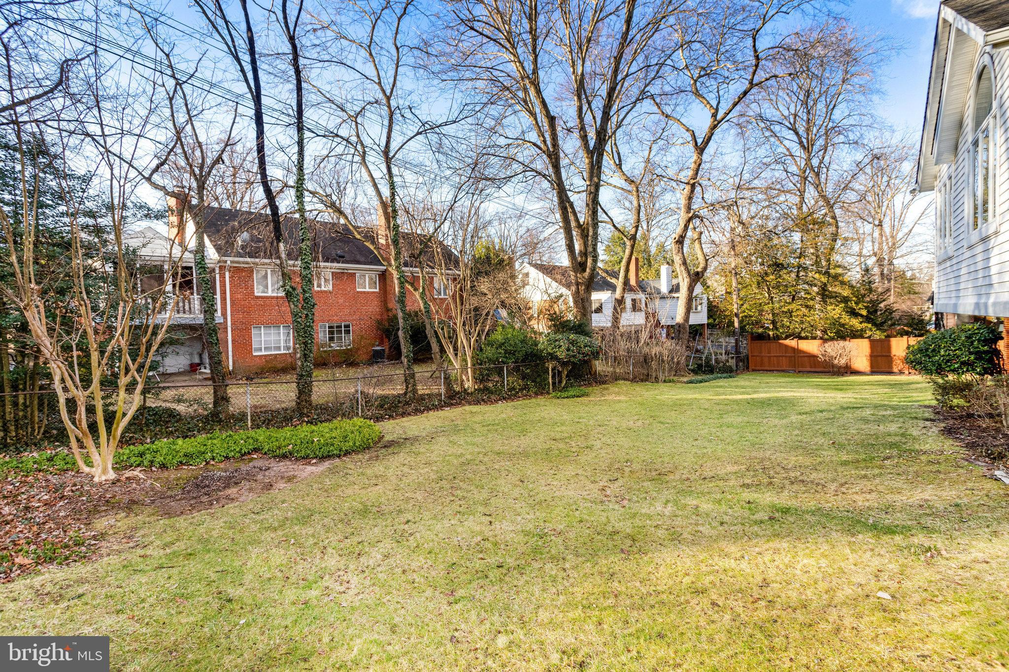 SHIRLEY WOODS - Residential