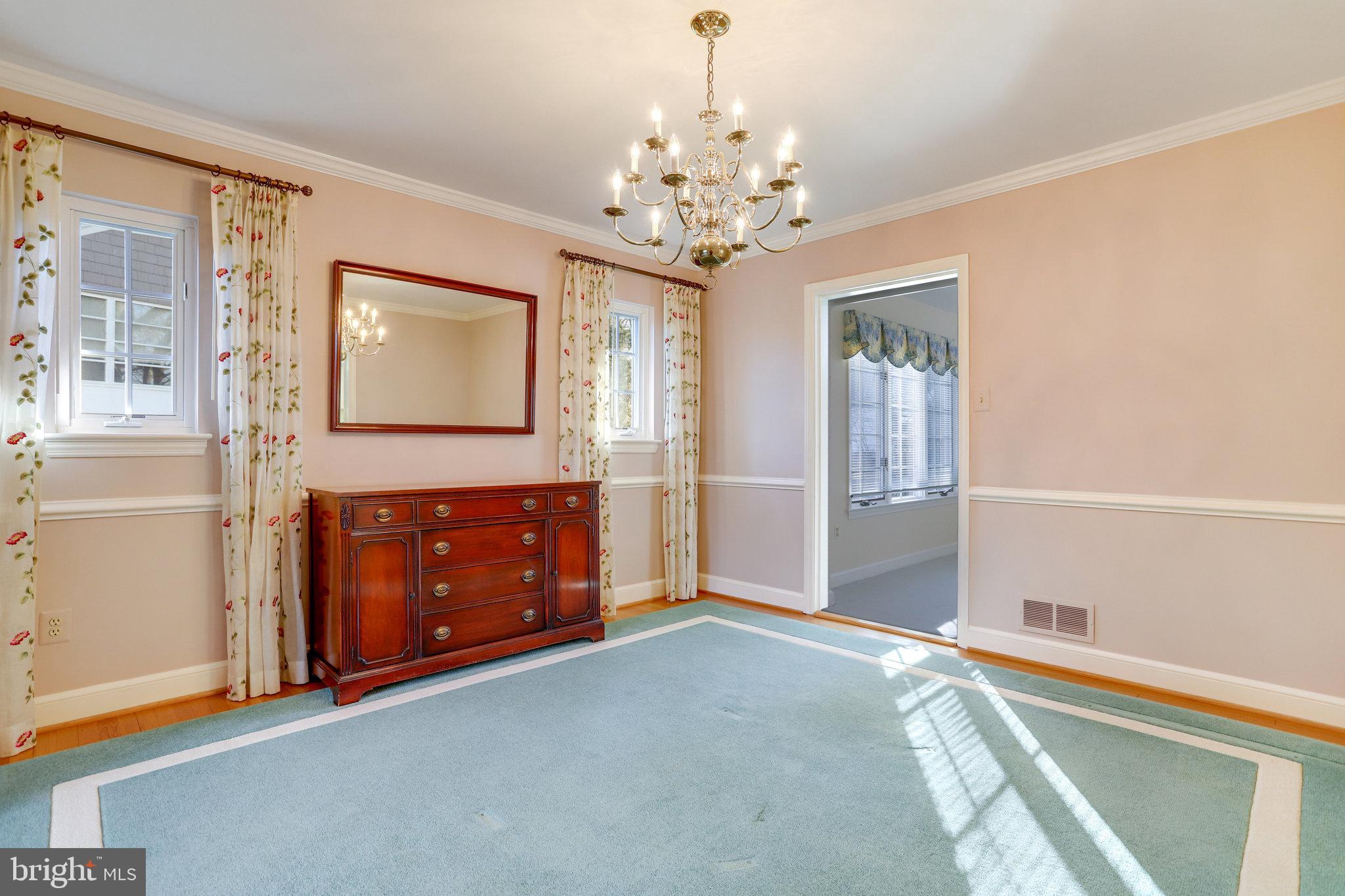 SHIRLEY WOODS - Residential