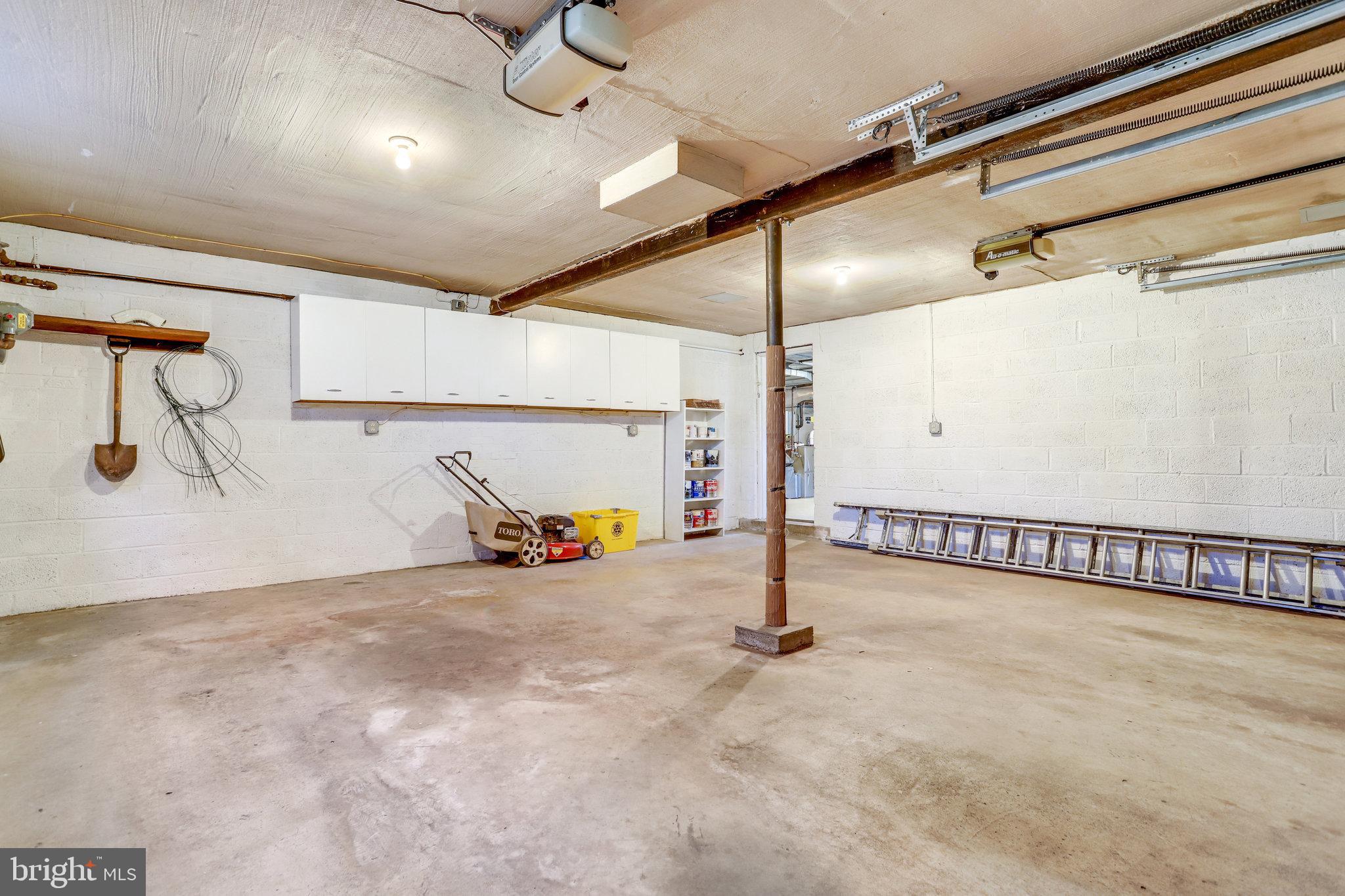 SHIRLEY WOODS - Residential