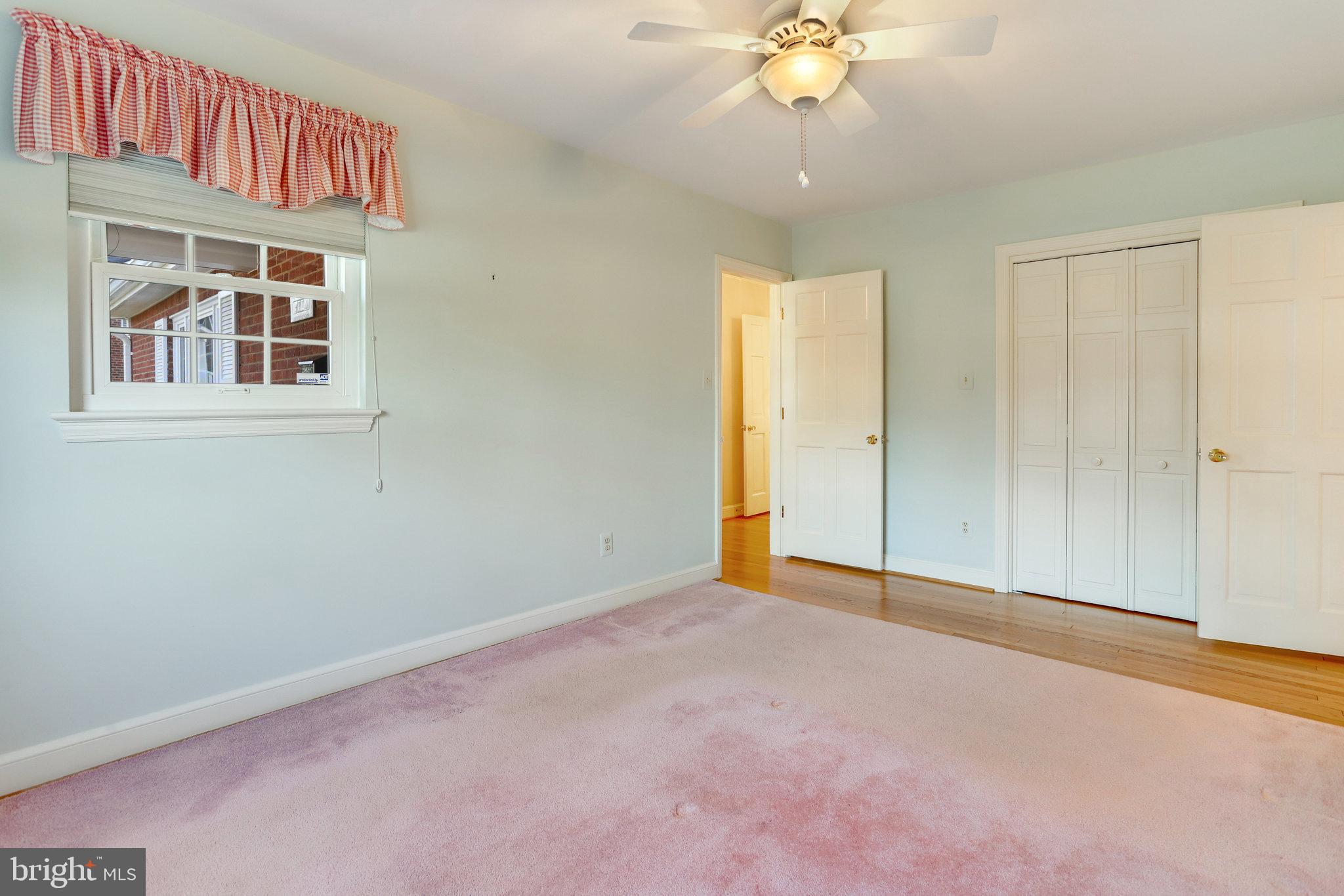 SHIRLEY WOODS - Residential