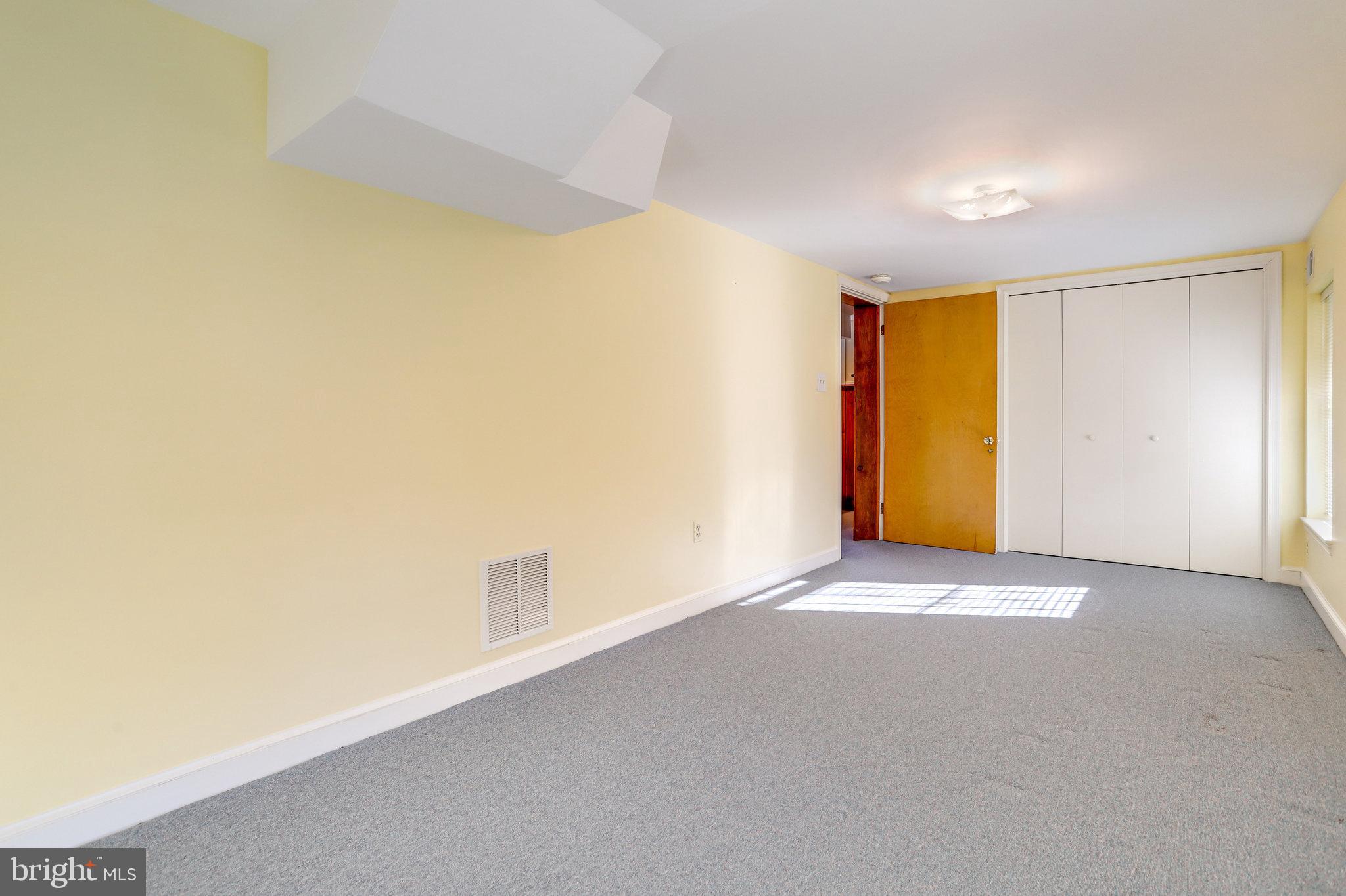 SHIRLEY WOODS - Residential