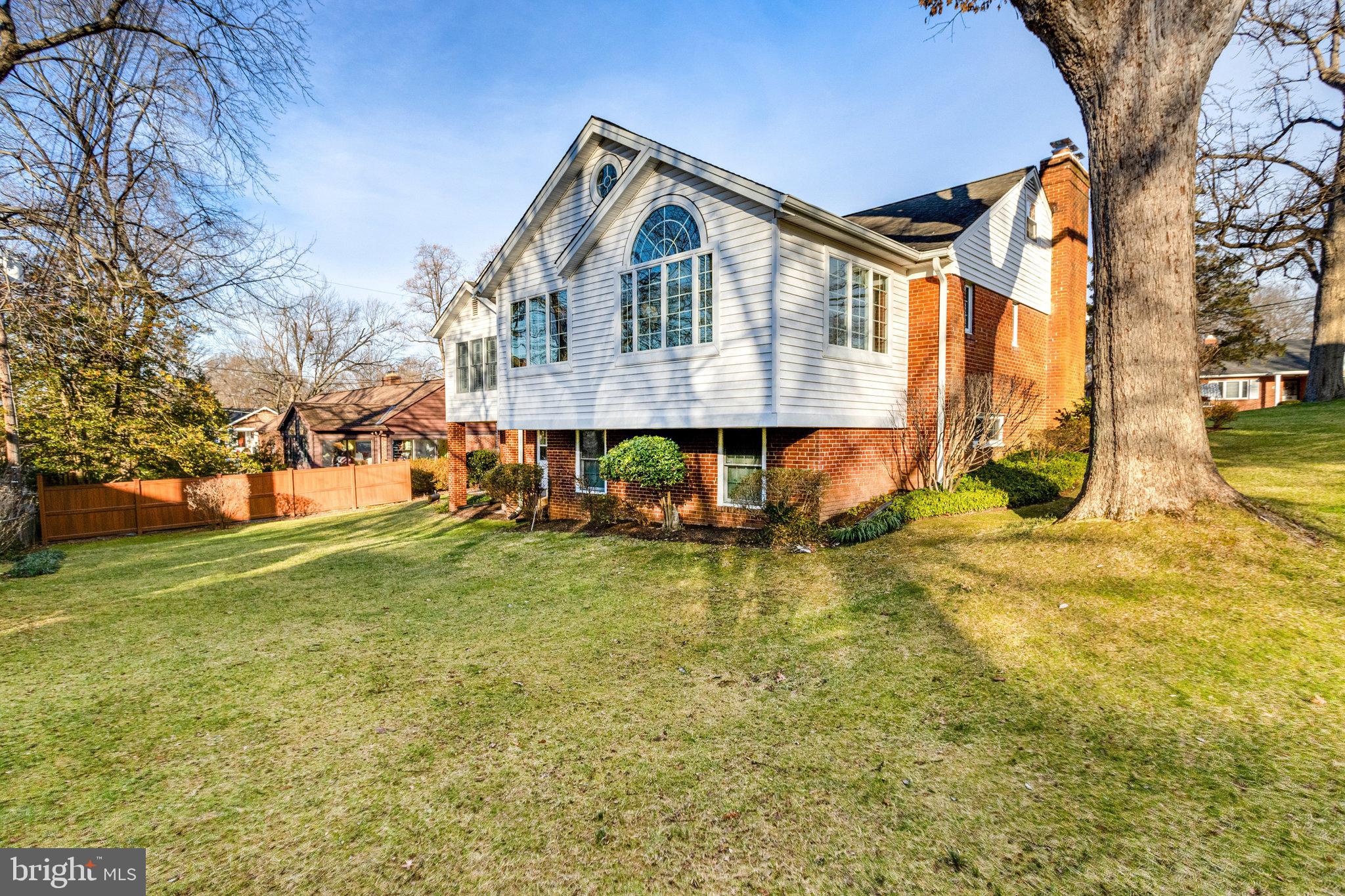 SHIRLEY WOODS - Residential