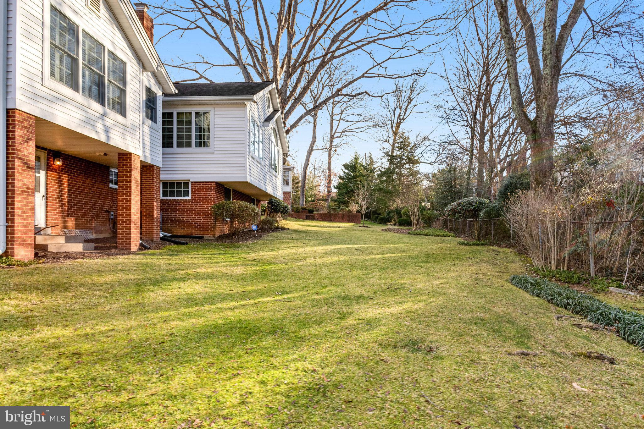 SHIRLEY WOODS - Residential