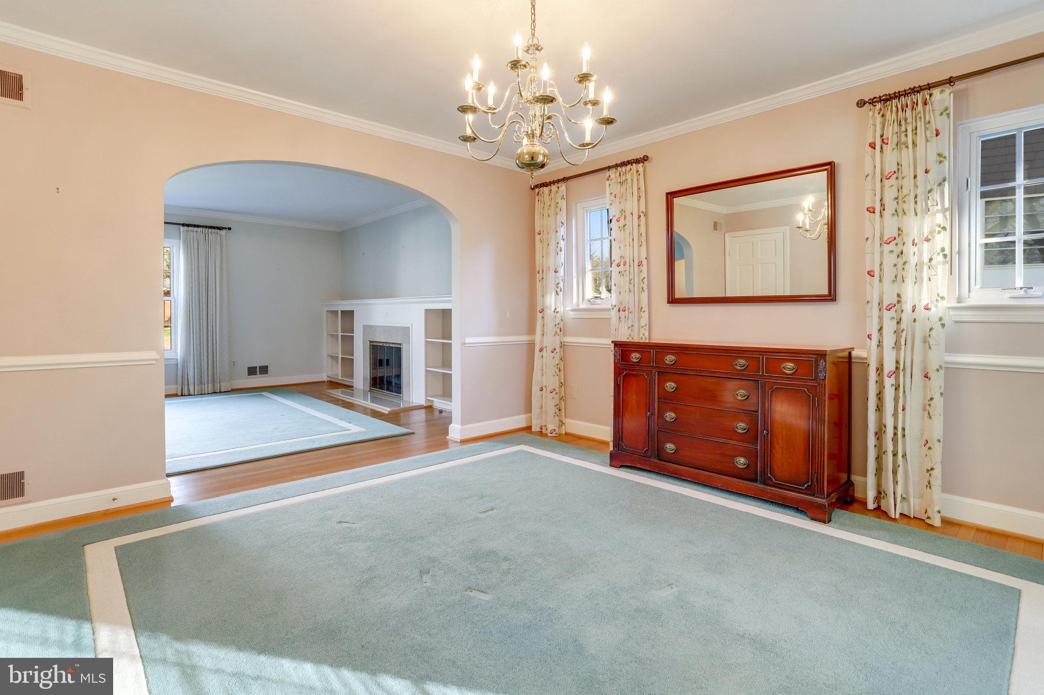 SHIRLEY WOODS - Residential